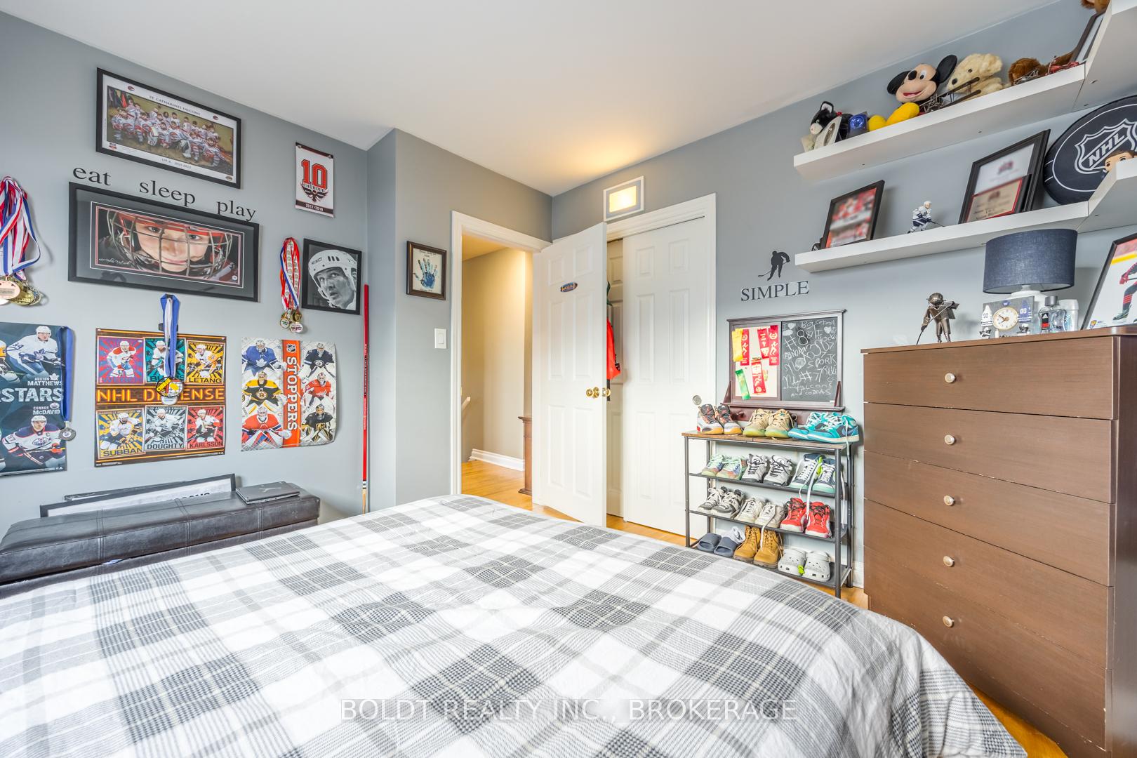 Photo 14 of 3 Beacon Hill Drive, St. Catharines, Burleigh Hill — HOMEH