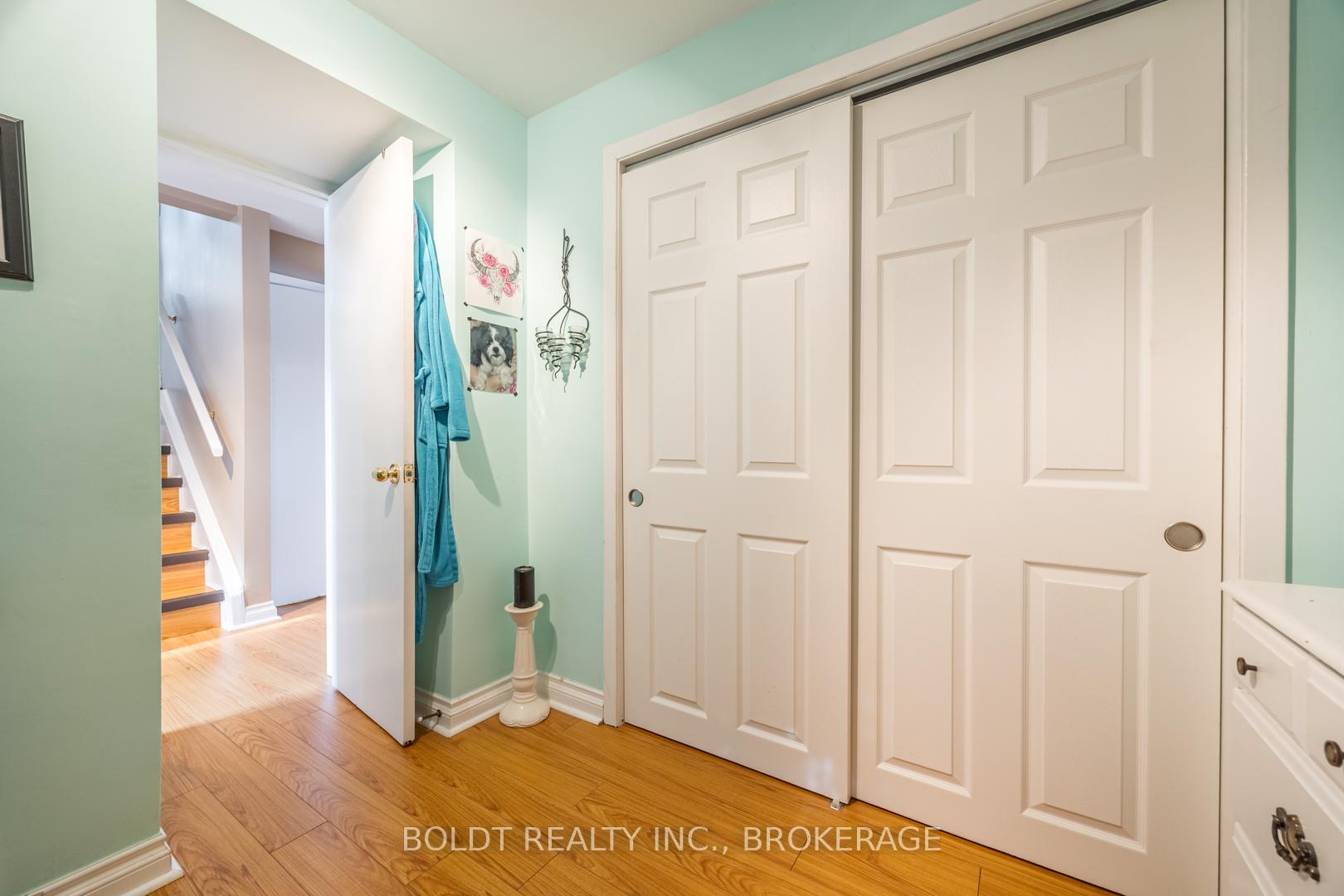 Photo 19 of 3 Beacon Hill Drive, St. Catharines, Burleigh Hill — HOMEH