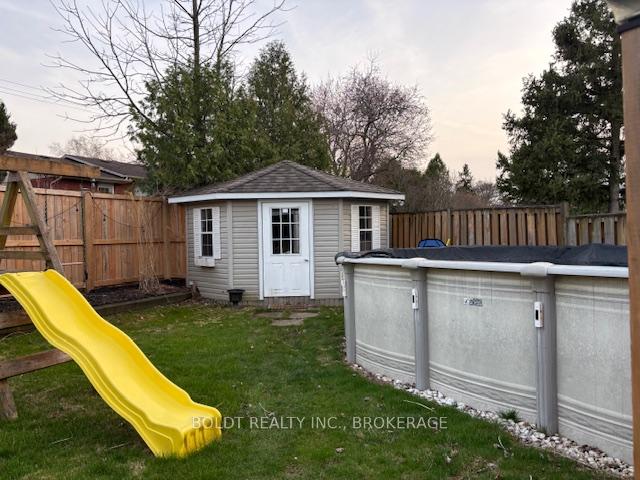 Photo 32 of 3 Beacon Hill Drive, St. Catharines, Burleigh Hill — HOMEH