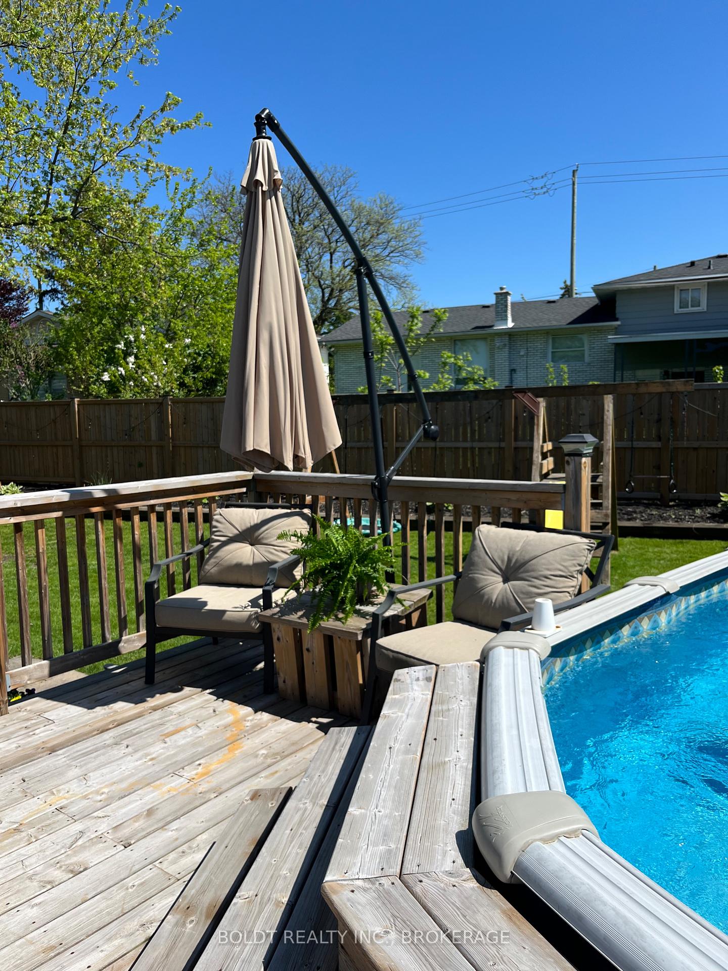 Photo 37 of 3 Beacon Hill Drive, St. Catharines, Burleigh Hill — HOMEH