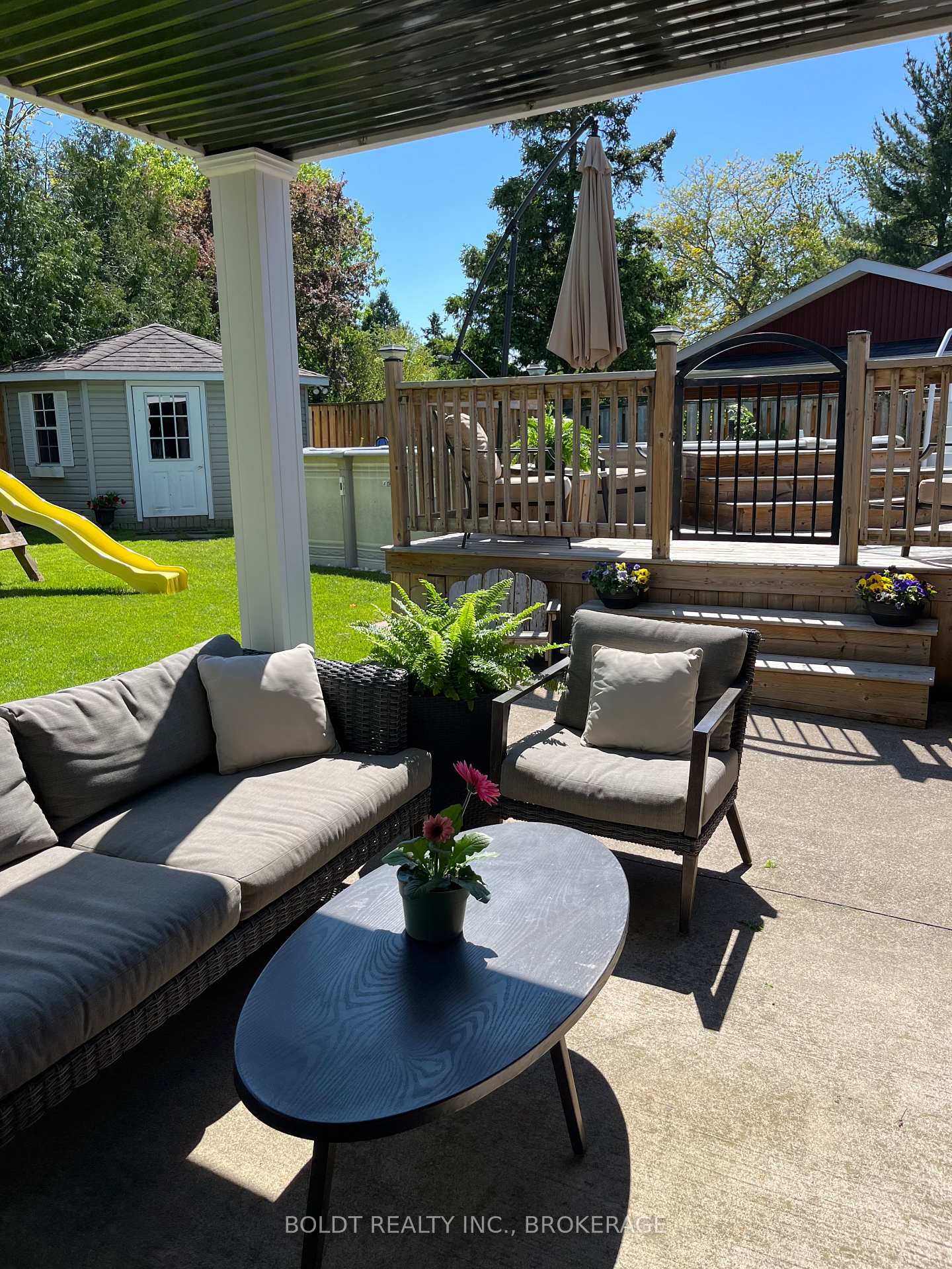 Photo 38 of 3 Beacon Hill Drive, St. Catharines, Burleigh Hill — HOMEH