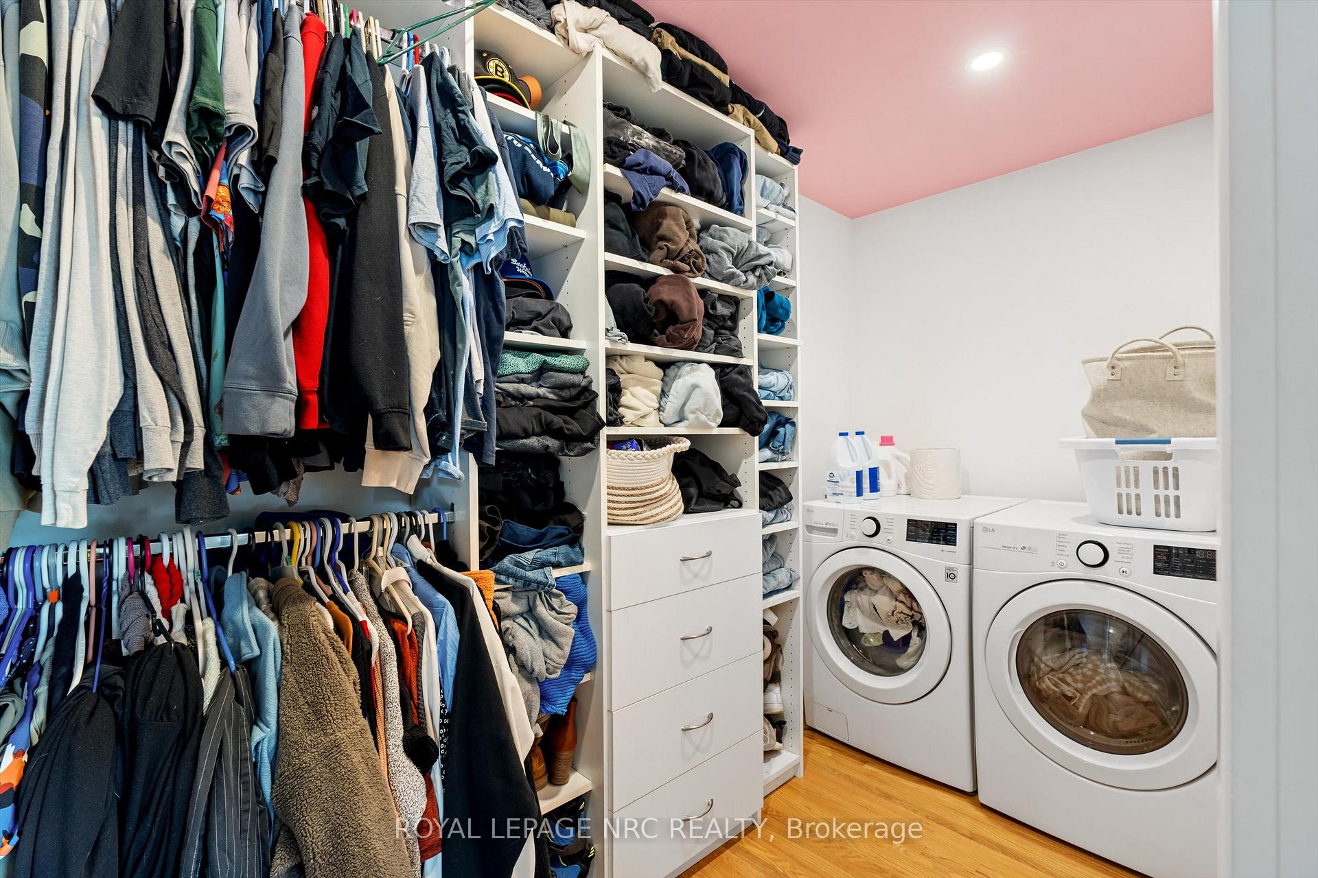 Photo 13 of 65 Parkview Road, St. Catharines, Facer — HOMEH