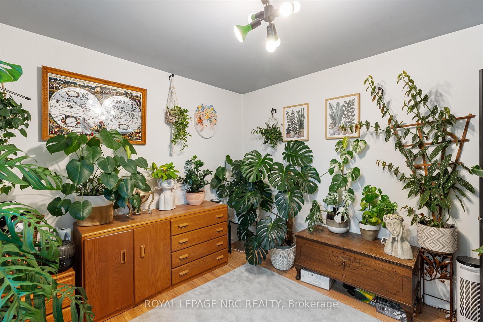 Photo 18 of 65 Parkview Road, St. Catharines, Facer — HOMEH