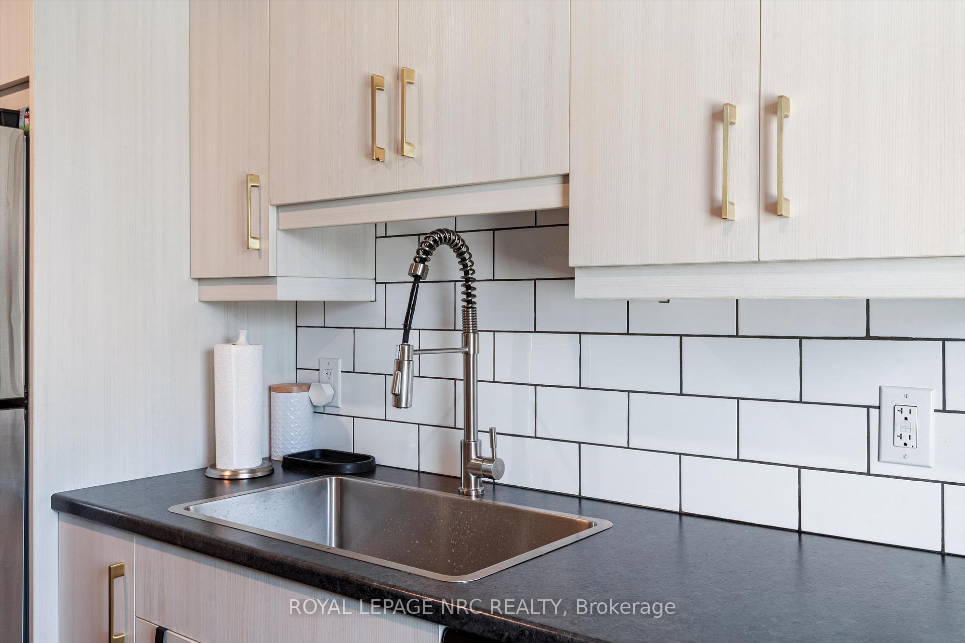 Photo 22 of 65 Parkview Road, St. Catharines, Facer — HOMEH