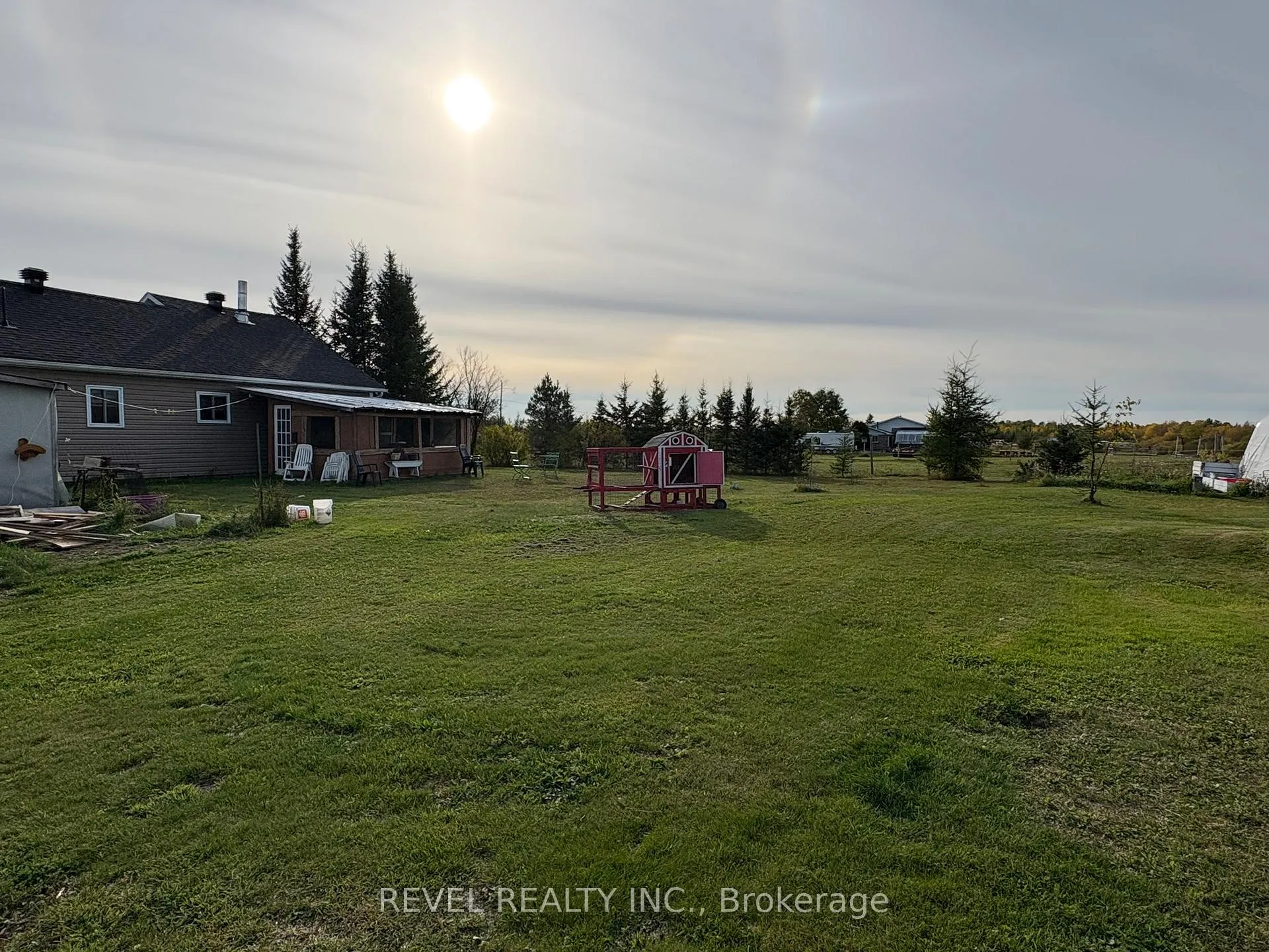 Photo 17 of 92 Concession 15, Val Rita, Kapuskasing — HOMEH