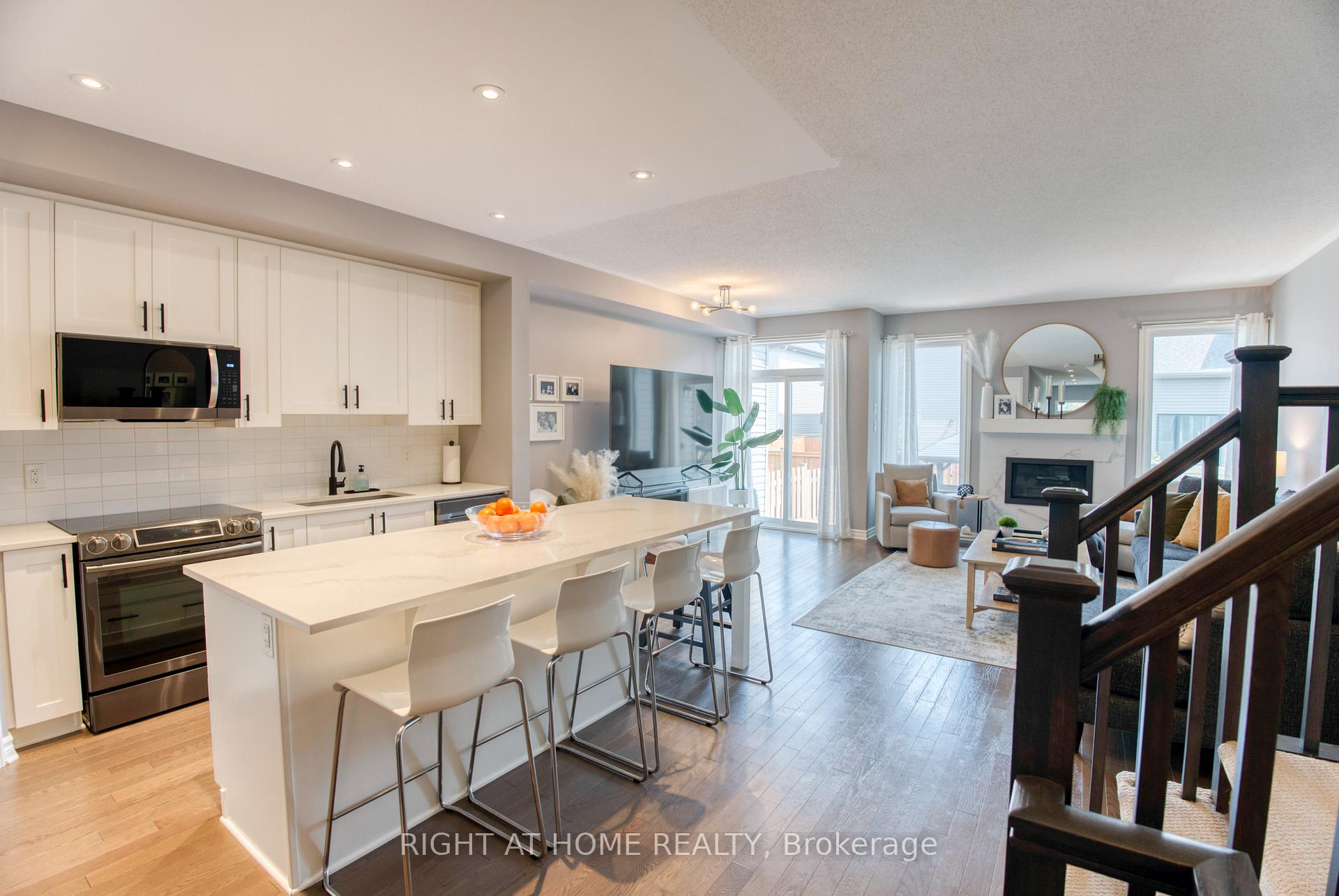Photo 5 of 1148 Beckett Crescent, Ottawa, Stittsville (South) — HOMEH