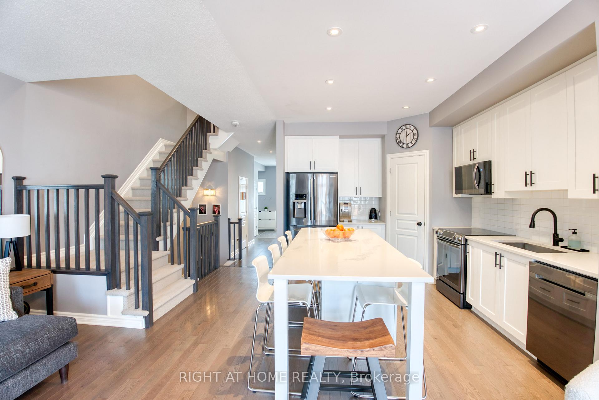 Photo 8 of 1148 Beckett Crescent, Ottawa, Stittsville (South) — HOMEH