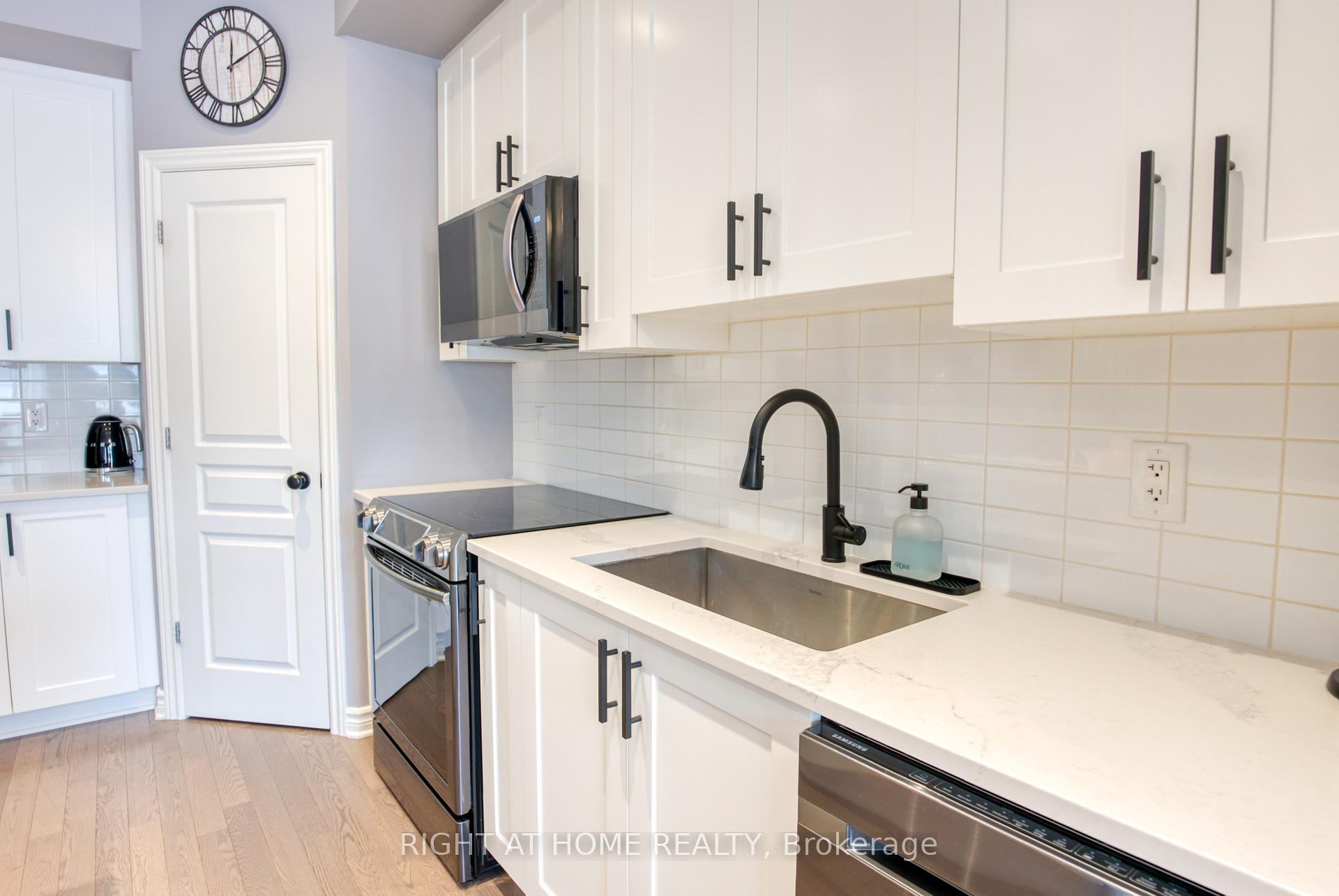 Photo 10 of 1148 Beckett Crescent, Ottawa, Stittsville (South) — HOMEH