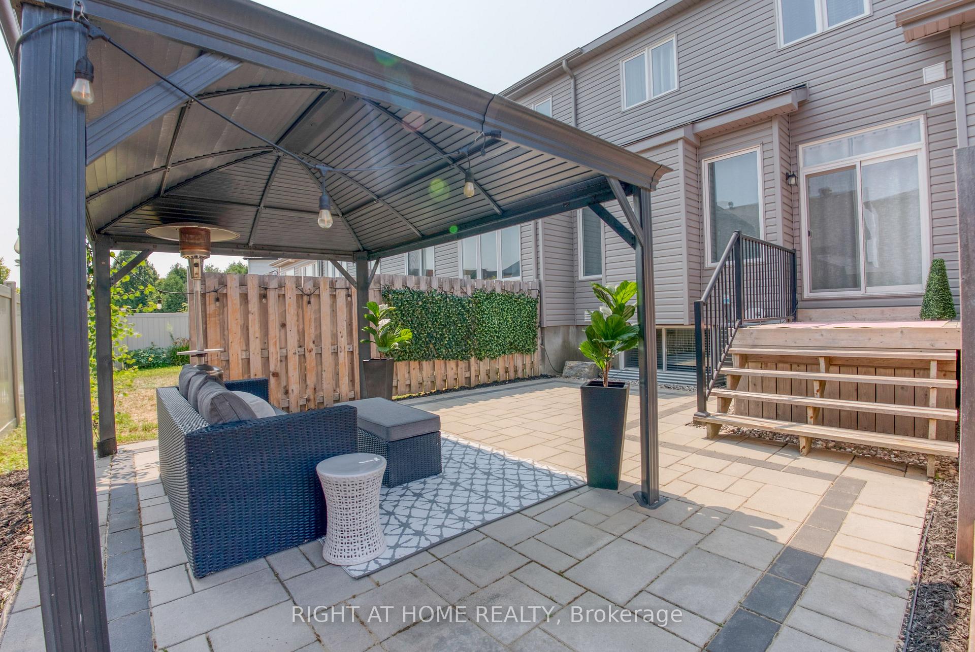 Photo 32 of 1148 Beckett Crescent, Ottawa, Stittsville (South) — HOMEH