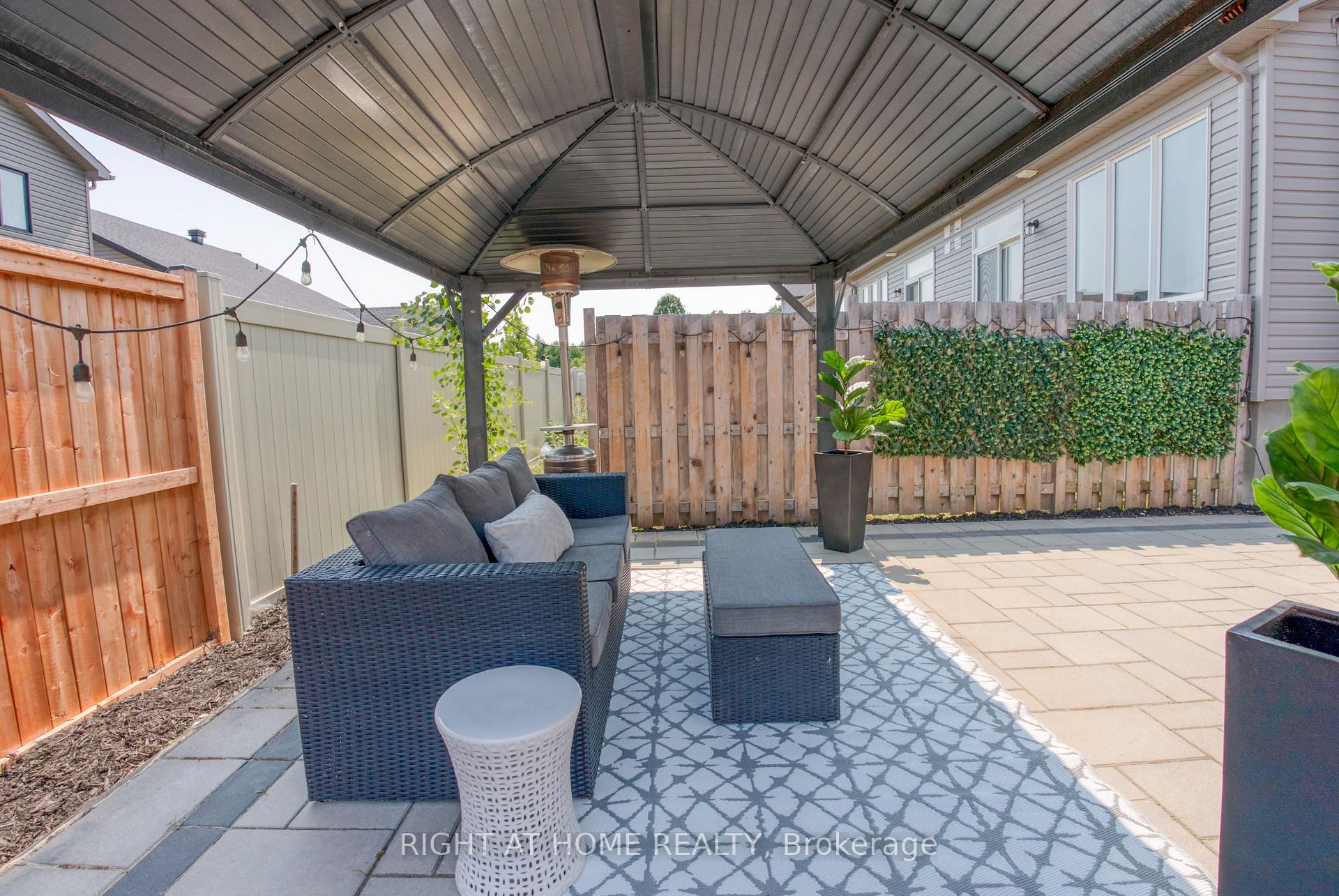 Photo 33 of 1148 Beckett Crescent, Ottawa, Stittsville (South) — HOMEH