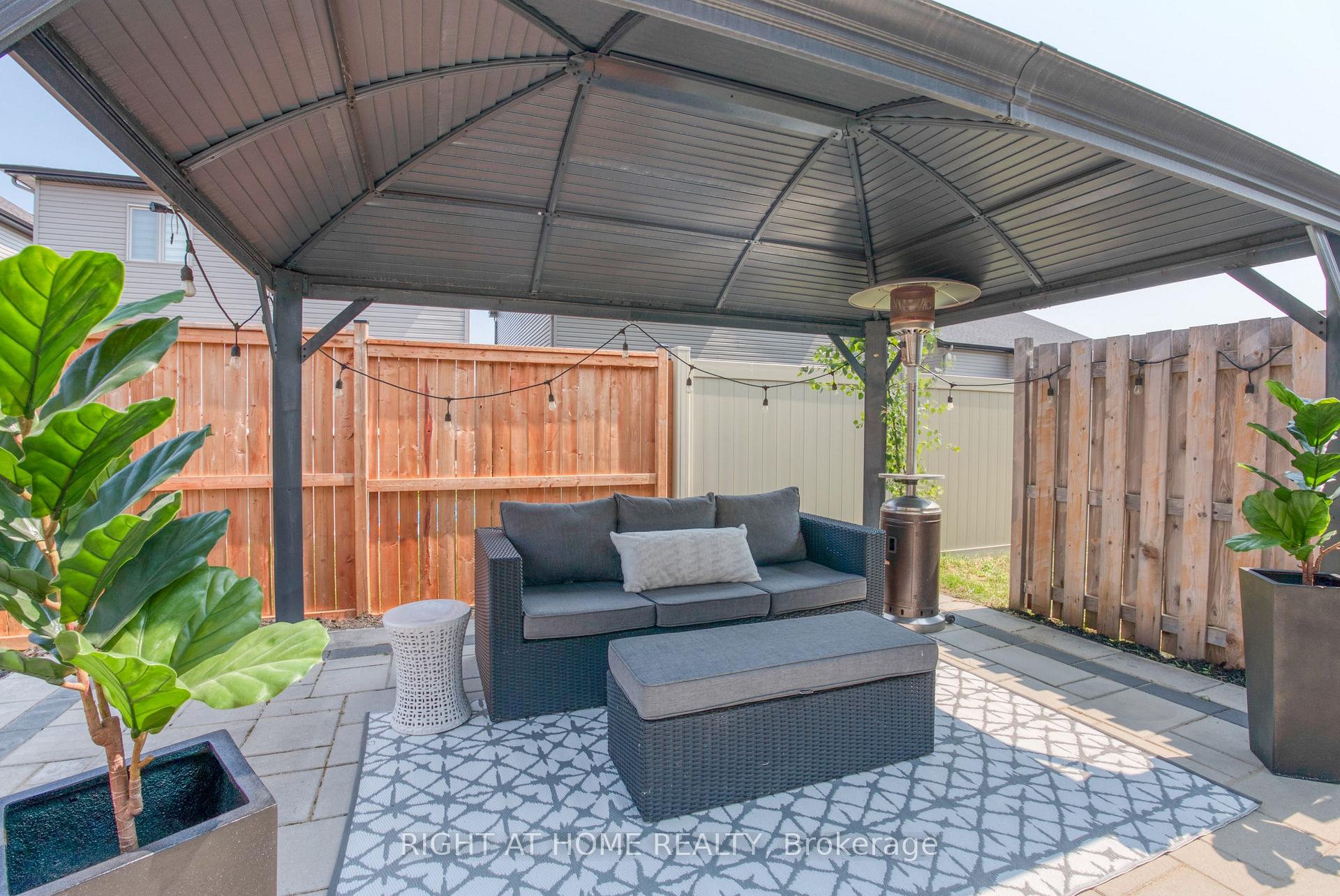 Photo 34 of 1148 Beckett Crescent, Ottawa, Stittsville (South) — HOMEH