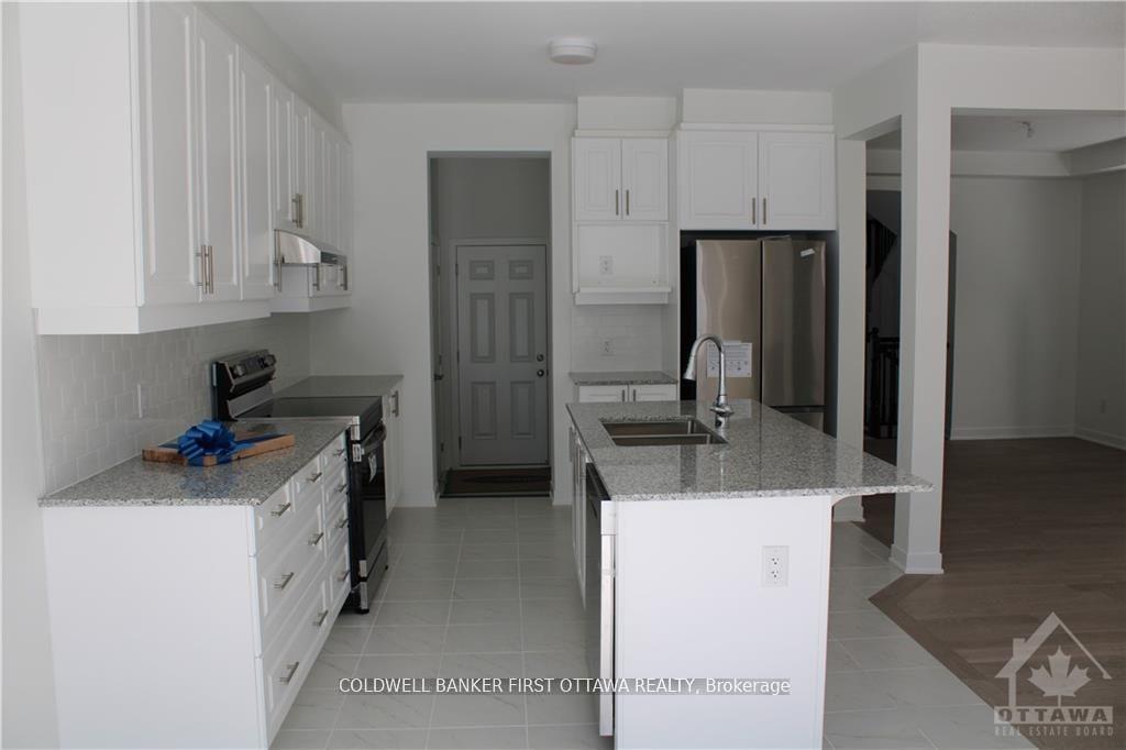 Photo 4 of 318 Crossway Terrace, Ottawa, Stittsville (North) — HOMEH