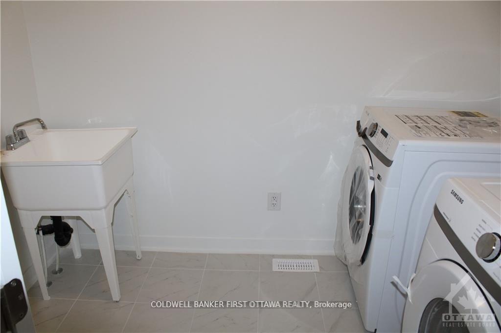 Photo 11 of 318 Crossway Terrace, Ottawa, Stittsville (North) — HOMEH