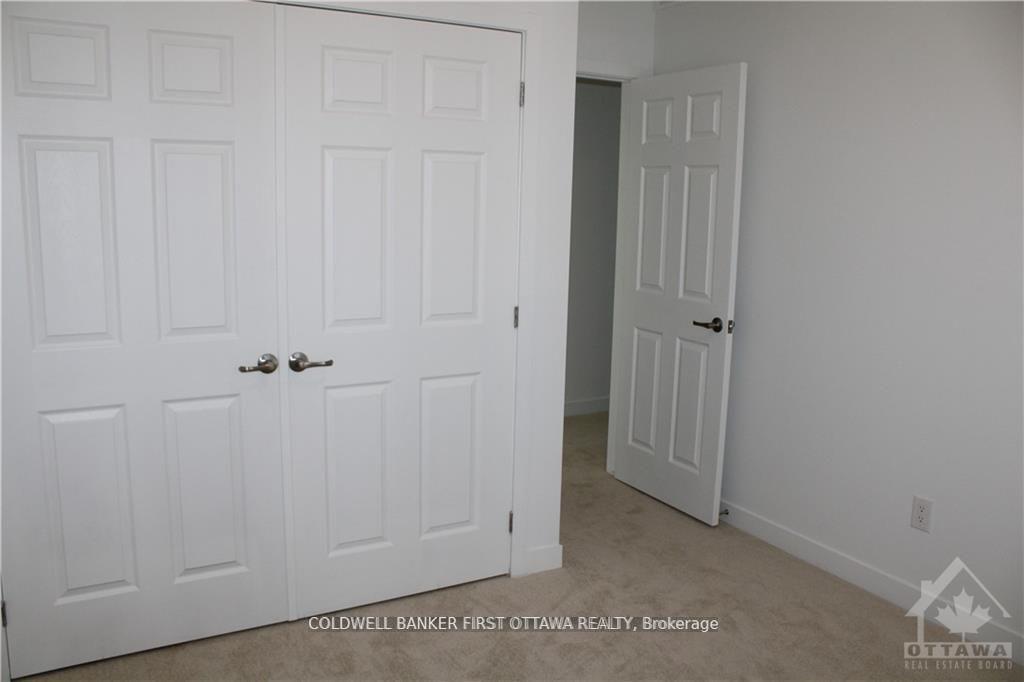 Photo 15 of 318 Crossway Terrace, Ottawa, Stittsville (North) — HOMEH