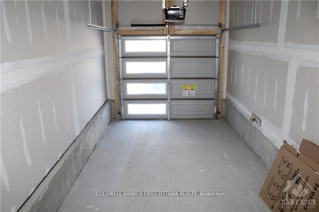 Photo 16 of 318 Crossway Terrace, Ottawa, Stittsville (North) — HOMEH