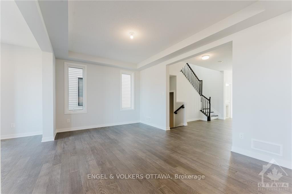 Photo 10 of 394 Meynell Road, Ottawa, Goulbourn Twp From Franktown Rd/South To Rideau — HOMEH