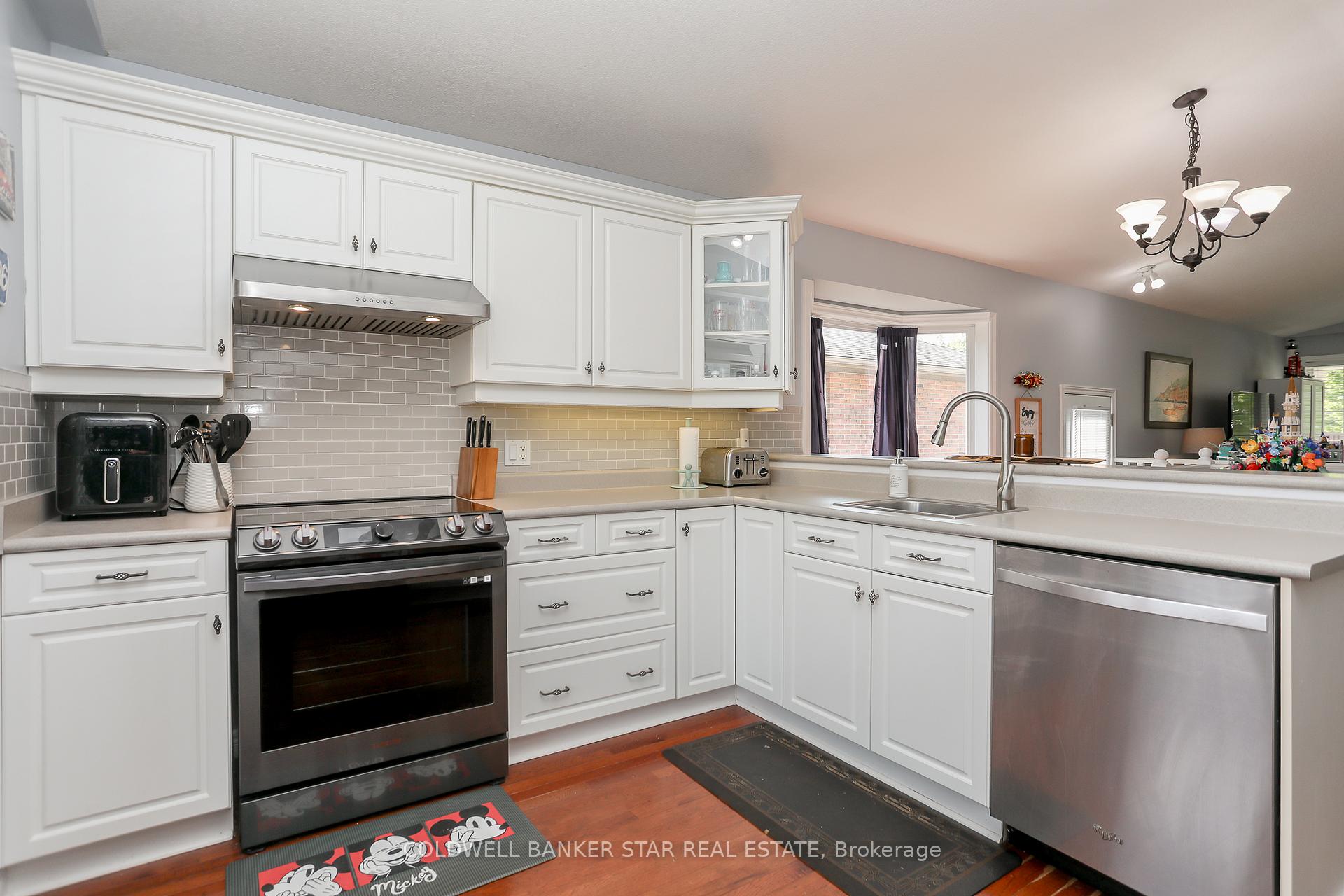 Photo 13 of 607 Highview Drive, St. Thomas — HOMEH