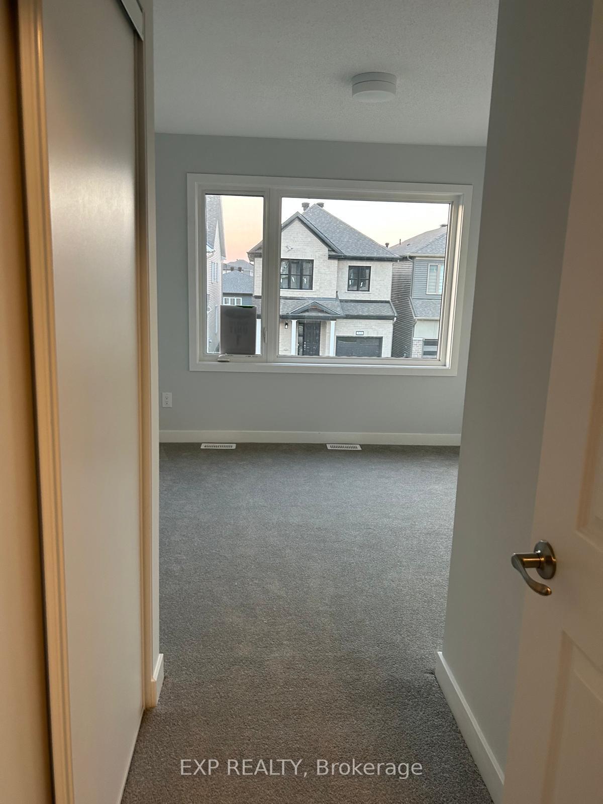 Photo 12 of 514 Filly Terrace, Ottawa, Goulbourn Twp From Franktown Rd/South To Rideau — HOMEH