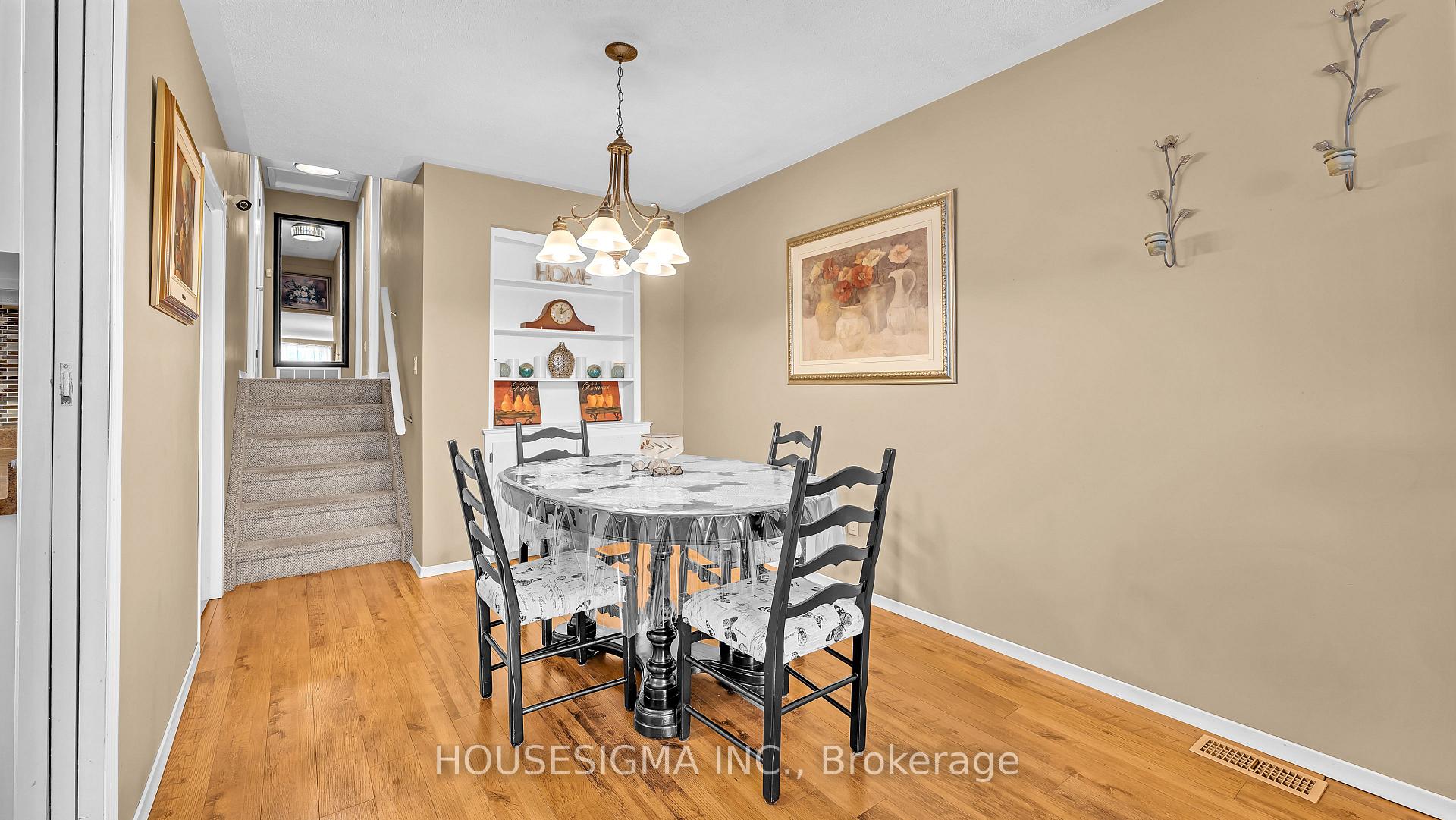 Photo 6 of 143 Chestnut Street, St. Thomas — HOMEH