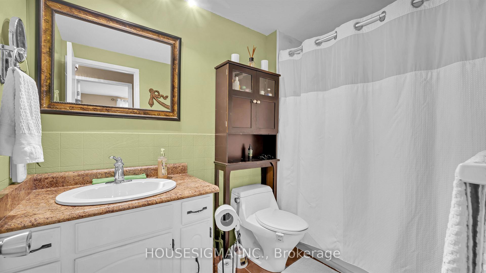 Photo 11 of 143 Chestnut Street, St. Thomas — HOMEH