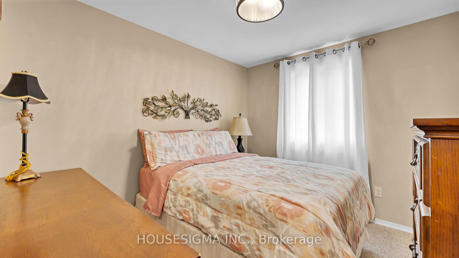 Photo 16 of 143 Chestnut Street, St. Thomas — HOMEH