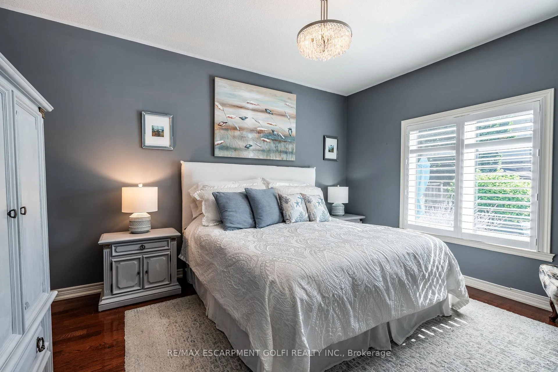 Photo 11 of 56 Videl Crescent N, St. Catharines, Grapeview — HOMEH