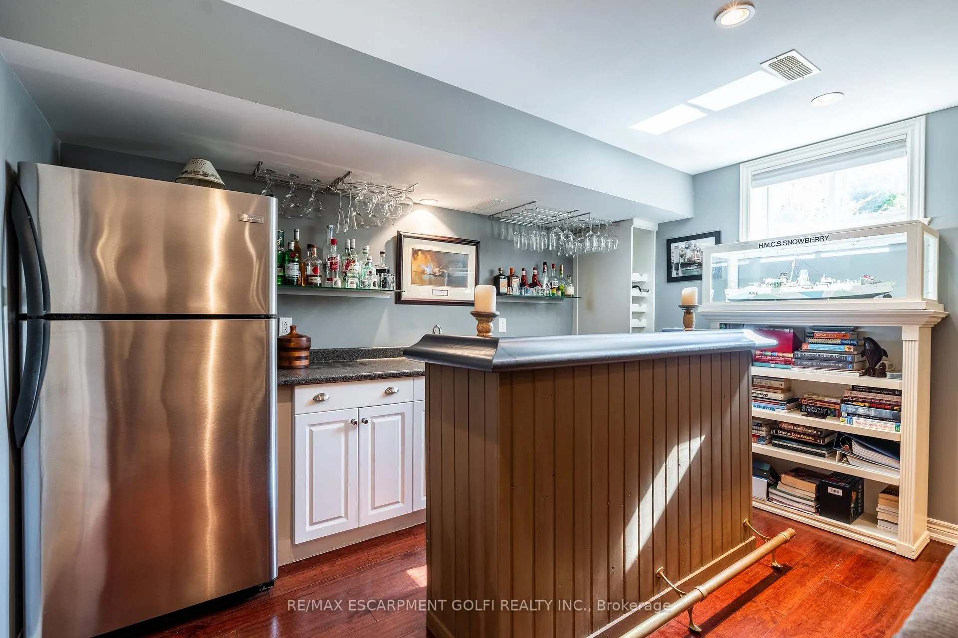 Photo 19 of 56 Videl Crescent N, St. Catharines, Grapeview — HOMEH