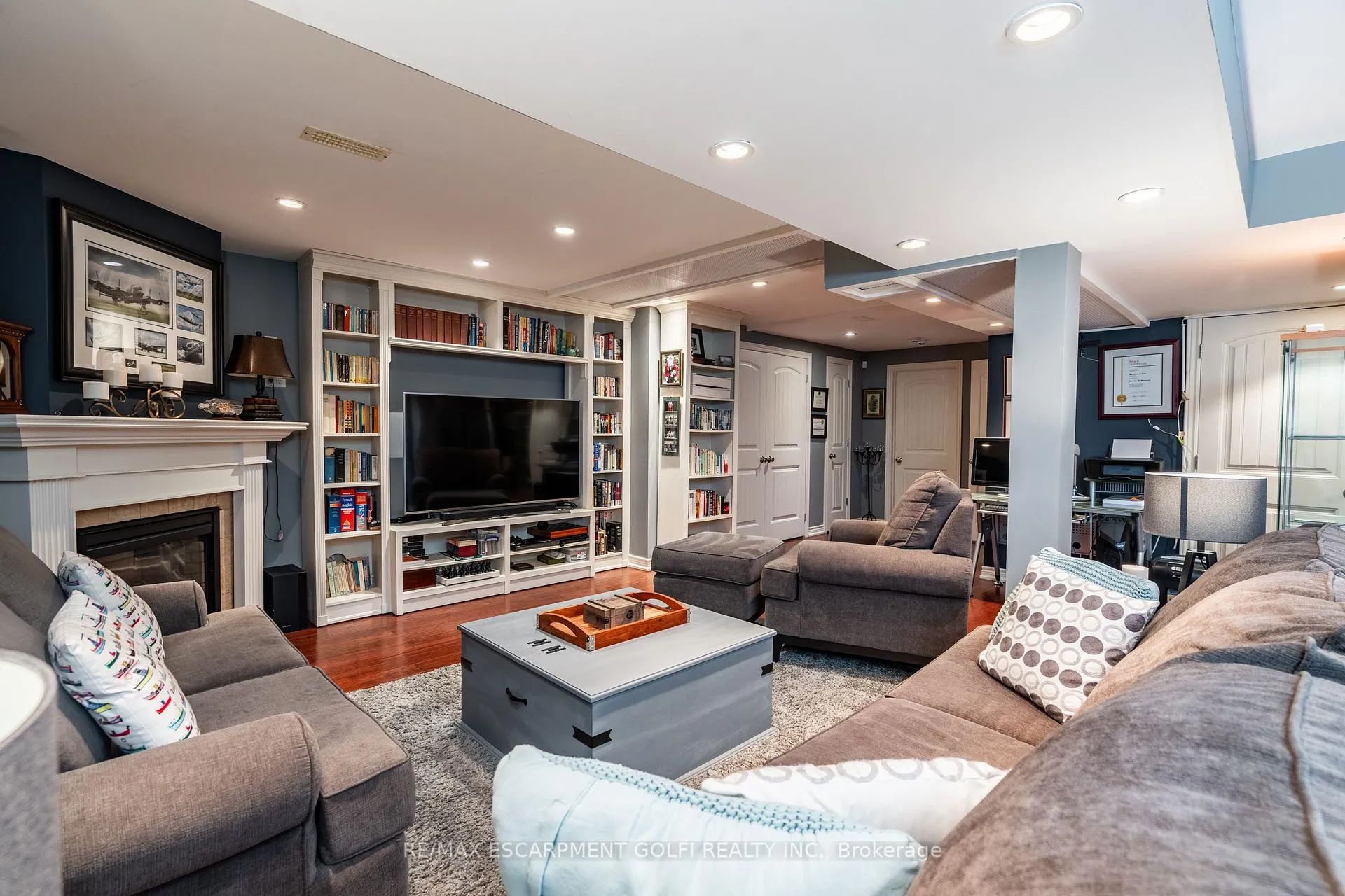 Photo 21 of 56 Videl Crescent N, St. Catharines, Grapeview — HOMEH