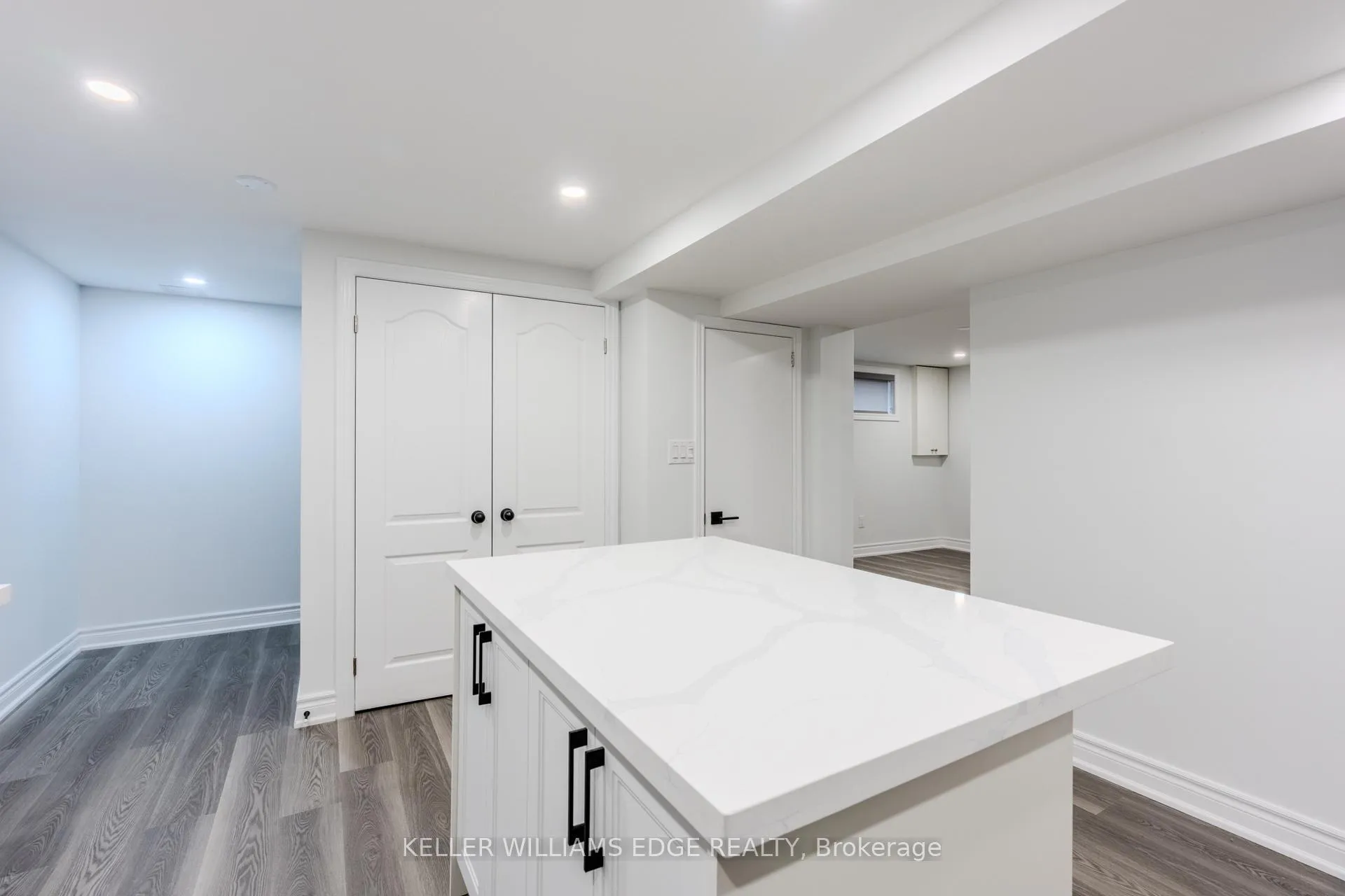 Photo 8 of Unit LOWER, 16 Doreen Court, Hamilton, Huntington — HOMEH