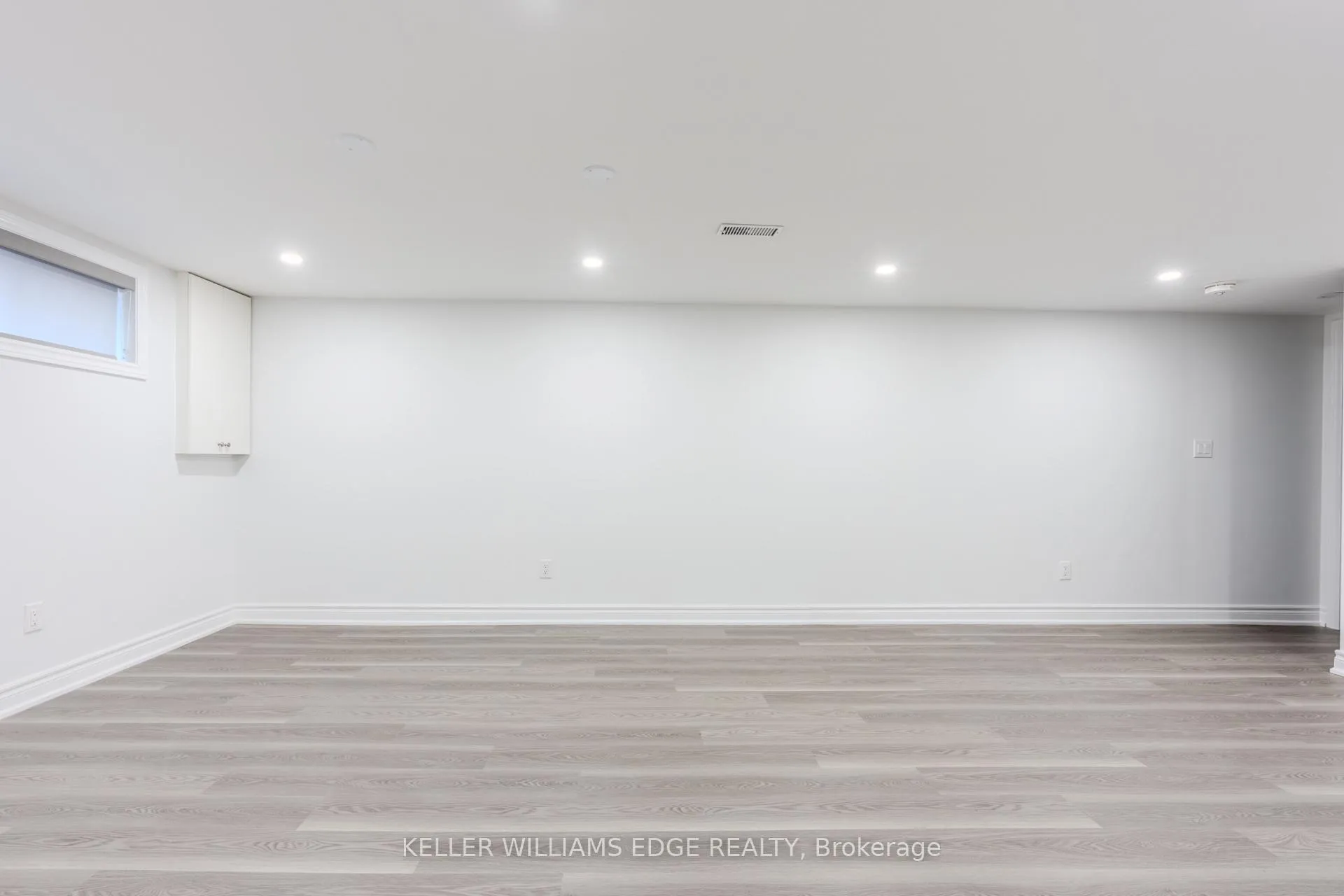 Photo 10 of Unit LOWER, 16 Doreen Court, Hamilton, Huntington — HOMEH