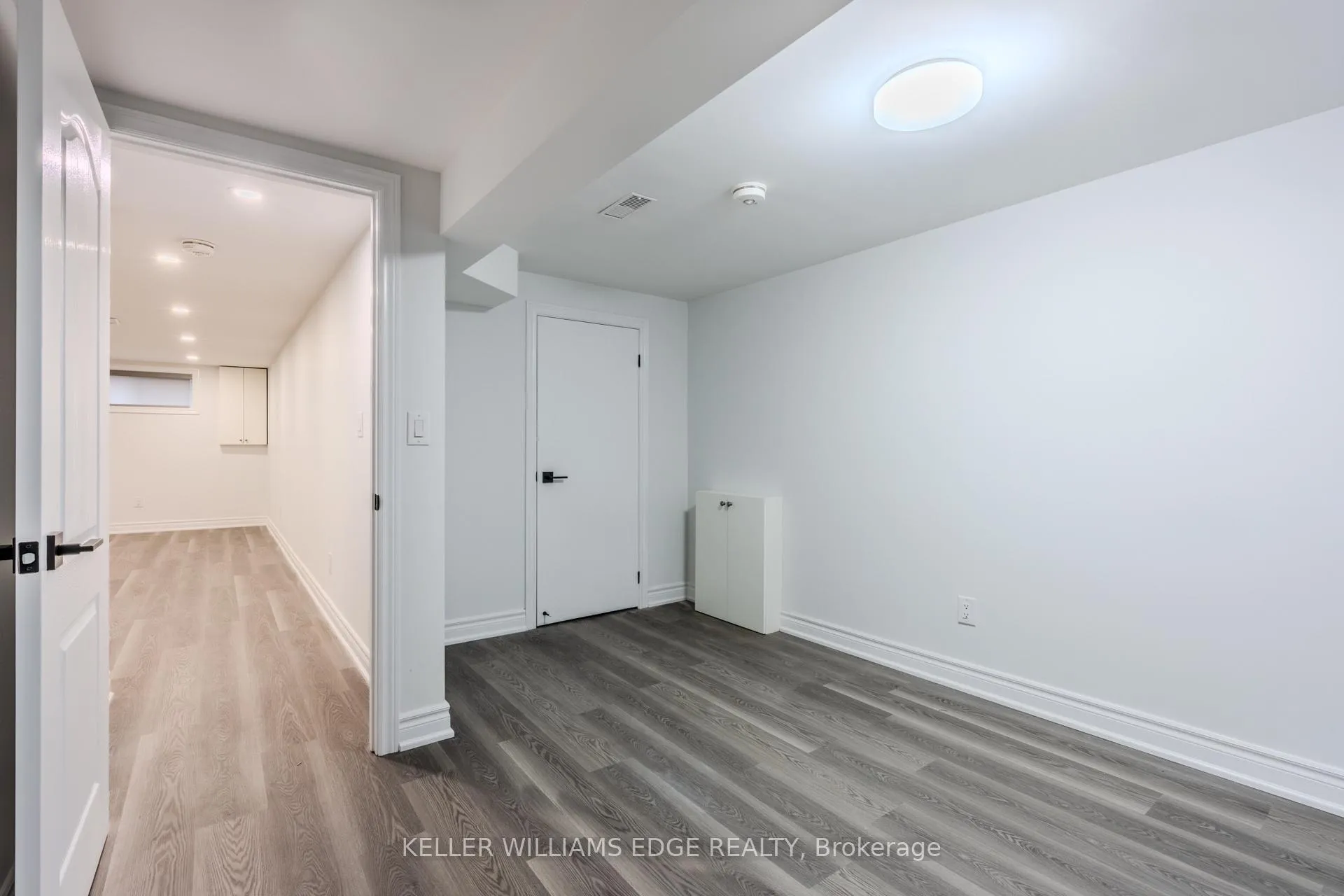 Photo 17 of Unit LOWER, 16 Doreen Court, Hamilton, Huntington — HOMEH