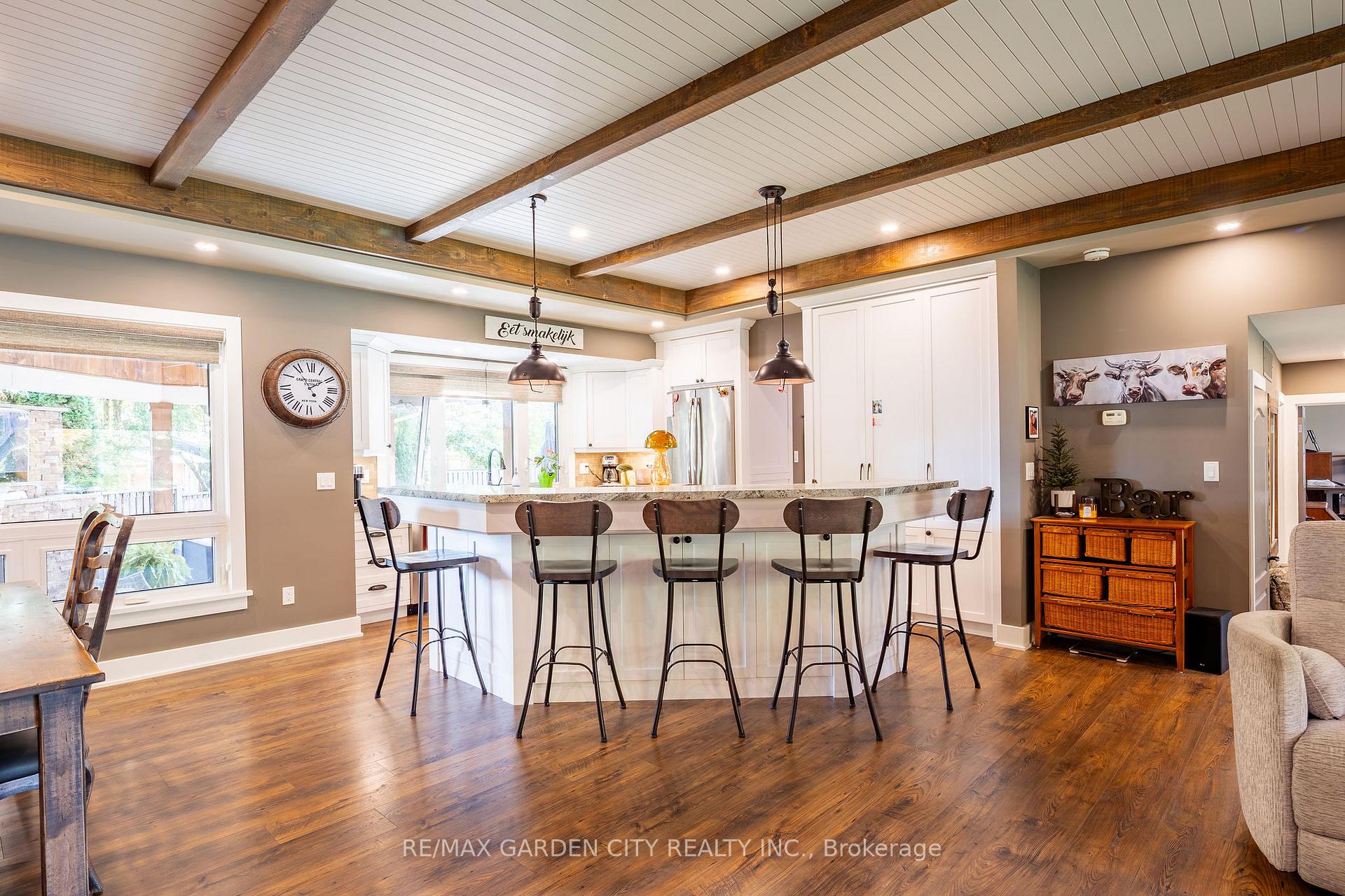 Photo 12 of 26 Cabot Drive, St. Catharines, Vine/Linwell — HOMEH