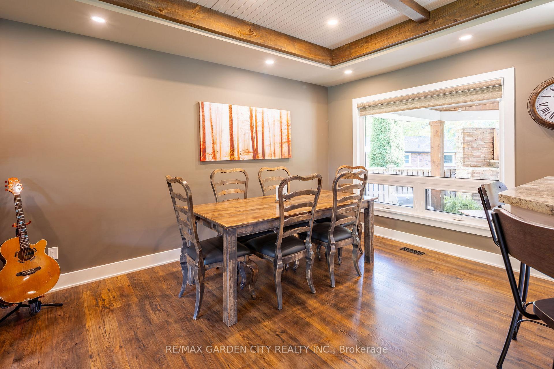 Photo 13 of 26 Cabot Drive, St. Catharines, Vine/Linwell — HOMEH