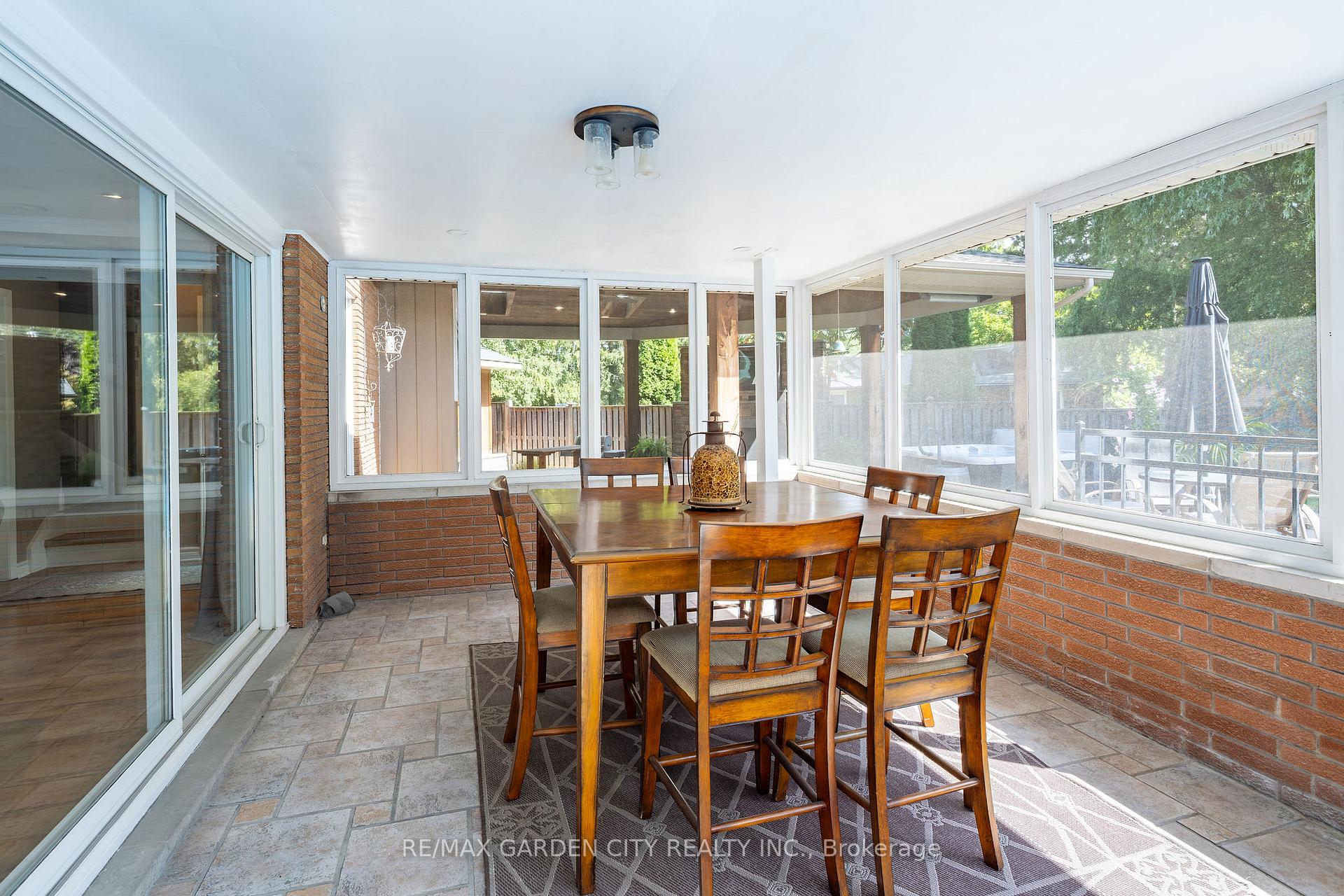 Photo 32 of 26 Cabot Drive, St. Catharines, Vine/Linwell — HOMEH