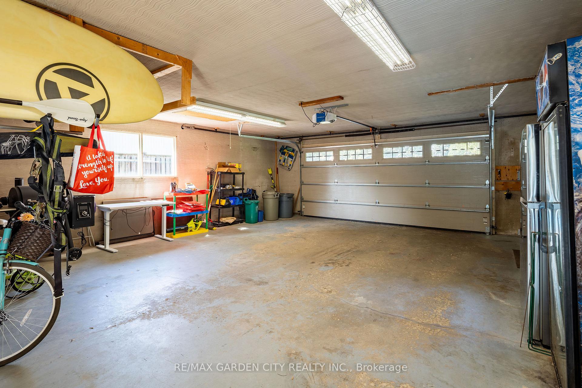 Photo 35 of 26 Cabot Drive, St. Catharines, Vine/Linwell — HOMEH