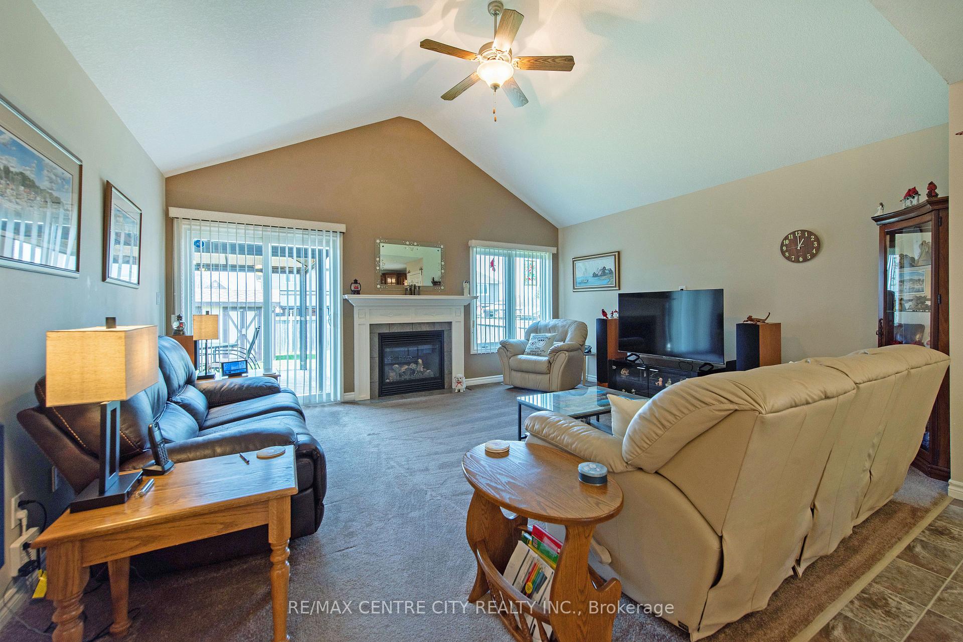 Photo 17 of 4 Harvest Court, St. Thomas — HOMEH