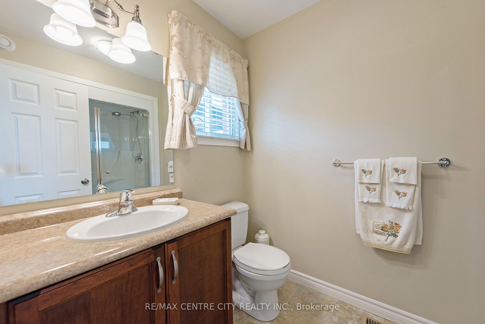 Photo 24 of 4 Harvest Court, St. Thomas — HOMEH
