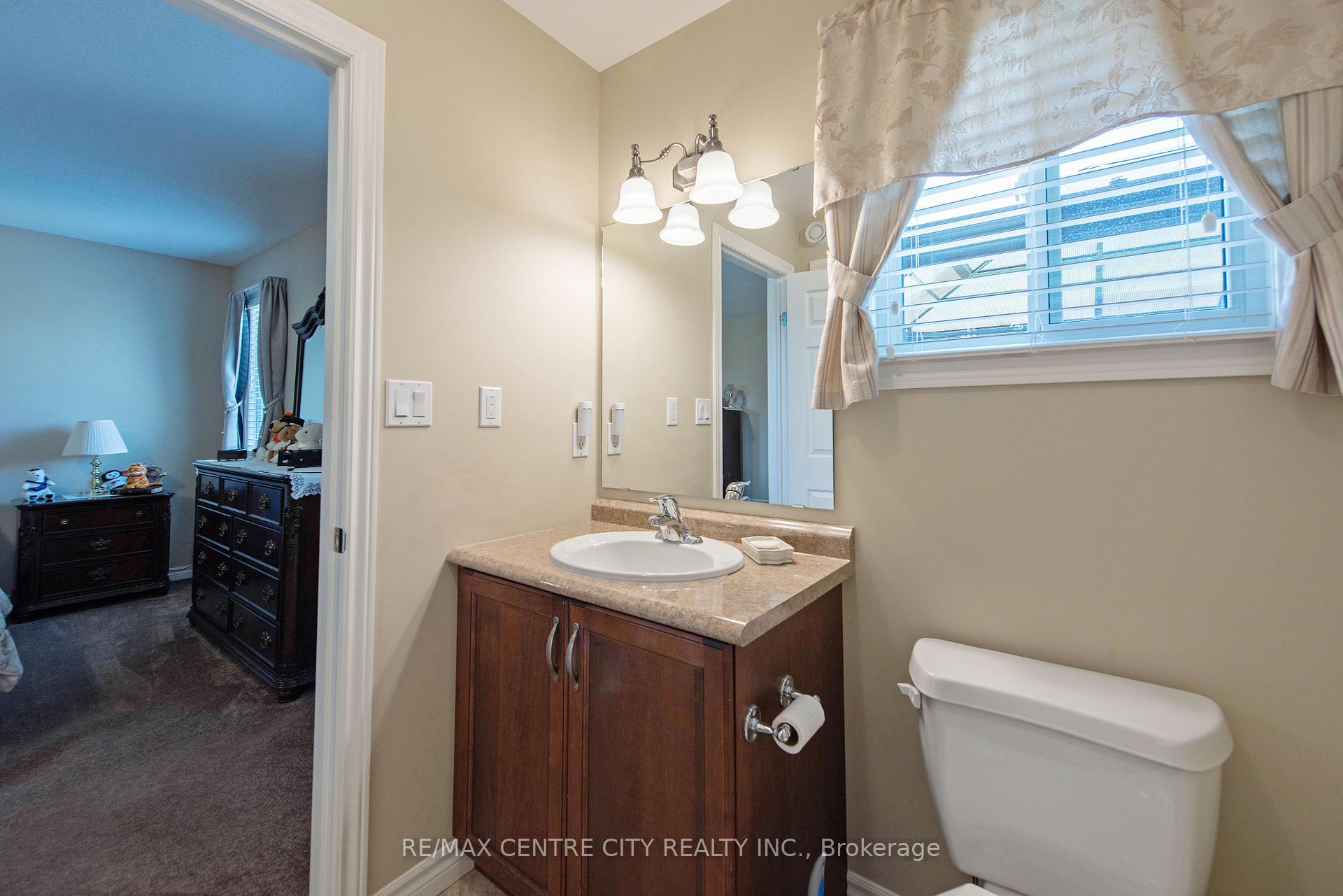 Photo 25 of 4 Harvest Court, St. Thomas — HOMEH
