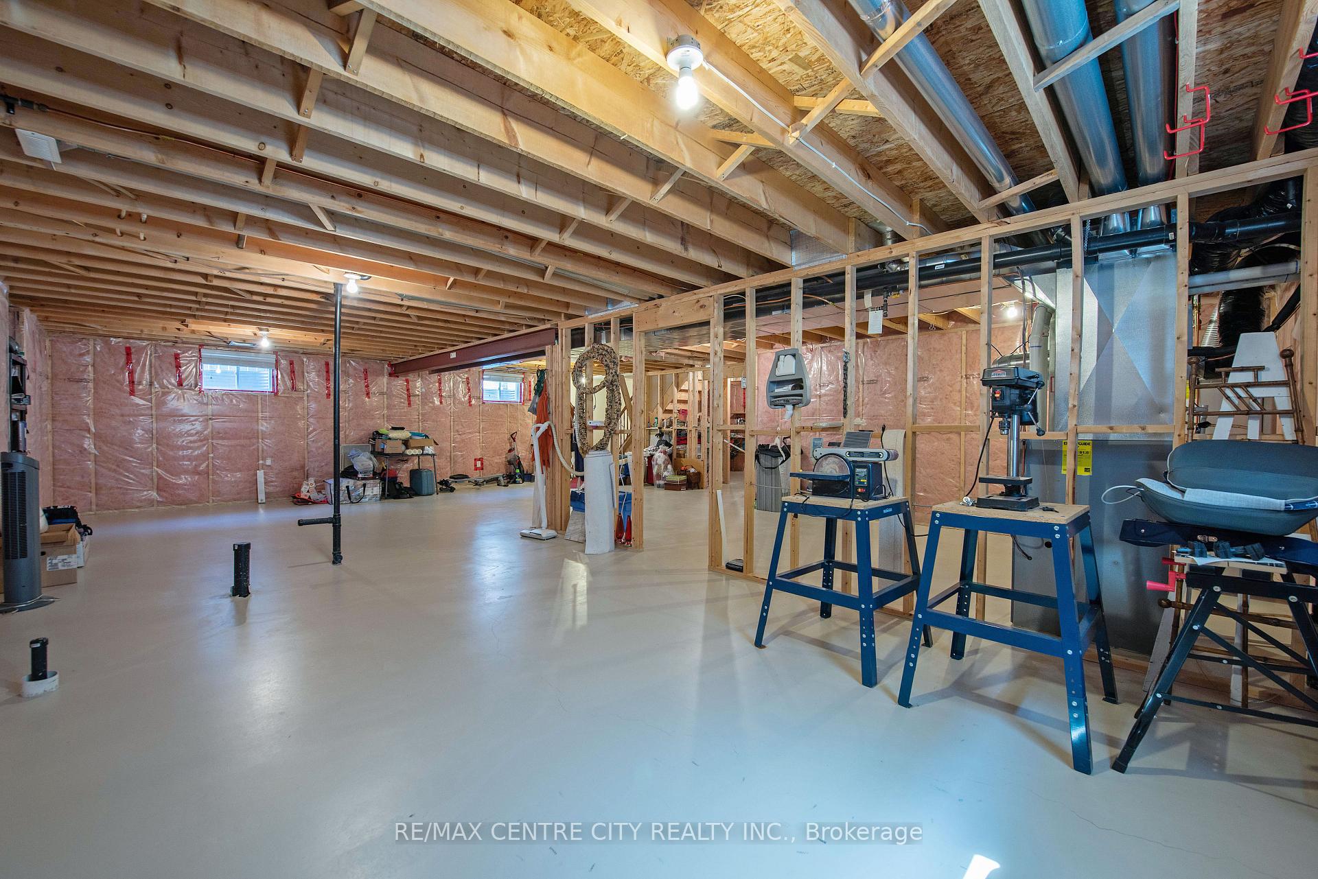Photo 33 of 4 Harvest Court, St. Thomas — HOMEH