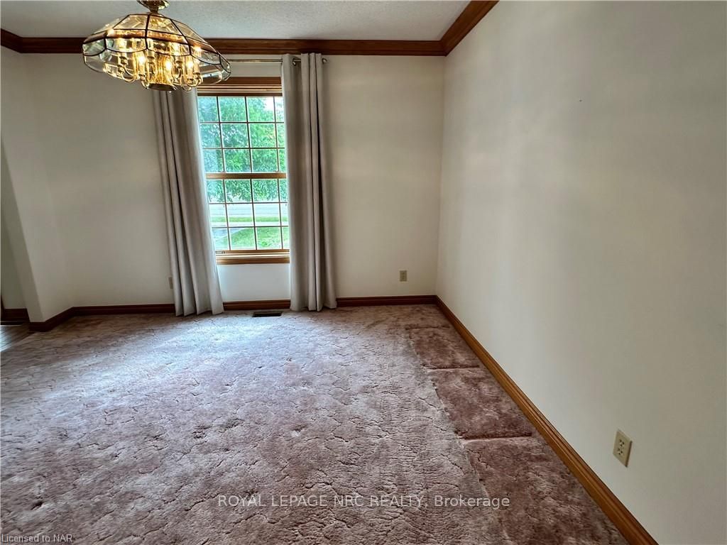 Photo 11 of 266 Glenridge Avenue, St. Catharines, Glendale/Glenridge — HOMEH