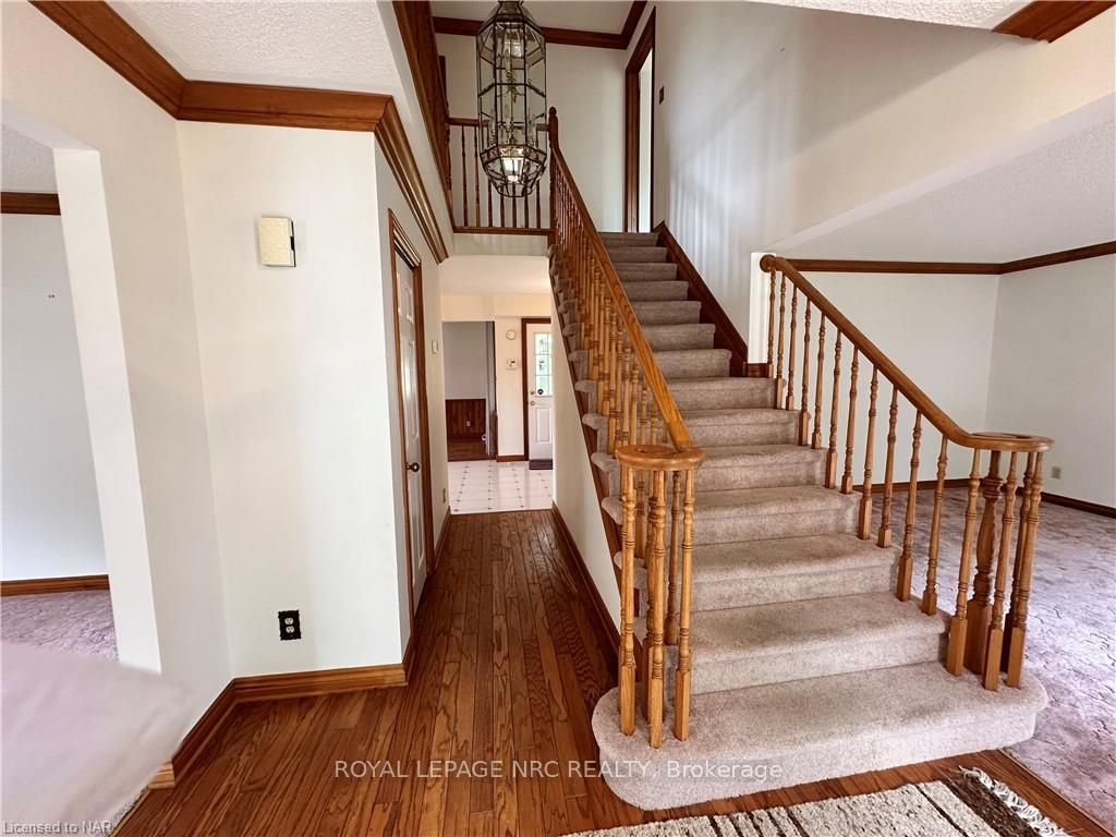Photo 17 of 266 Glenridge Avenue, St. Catharines, Glendale/Glenridge — HOMEH