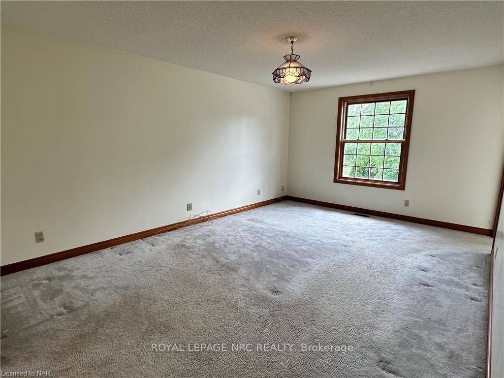 Photo 19 of 266 Glenridge Avenue, St. Catharines, Glendale/Glenridge — HOMEH