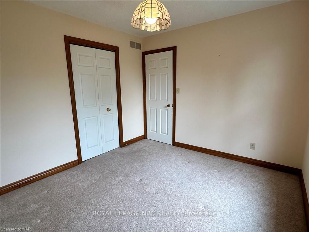 Photo 24 of 266 Glenridge Avenue, St. Catharines, Glendale/Glenridge — HOMEH