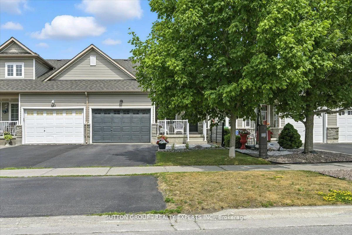 Photo 4 of 524 Garbutt Terrace, Peterborough, Northcrest Ward 5 — HOMEH