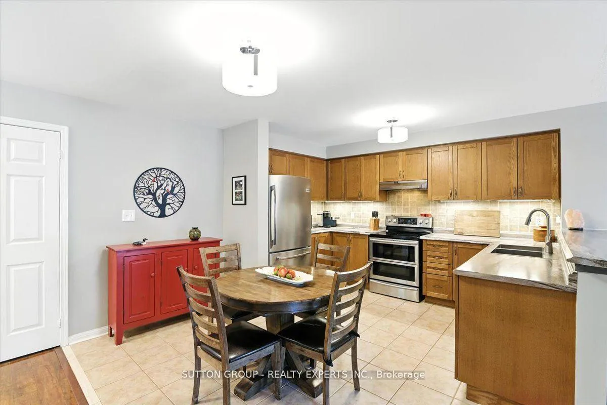 Photo 12 of 524 Garbutt Terrace, Peterborough, Northcrest Ward 5 — HOMEH