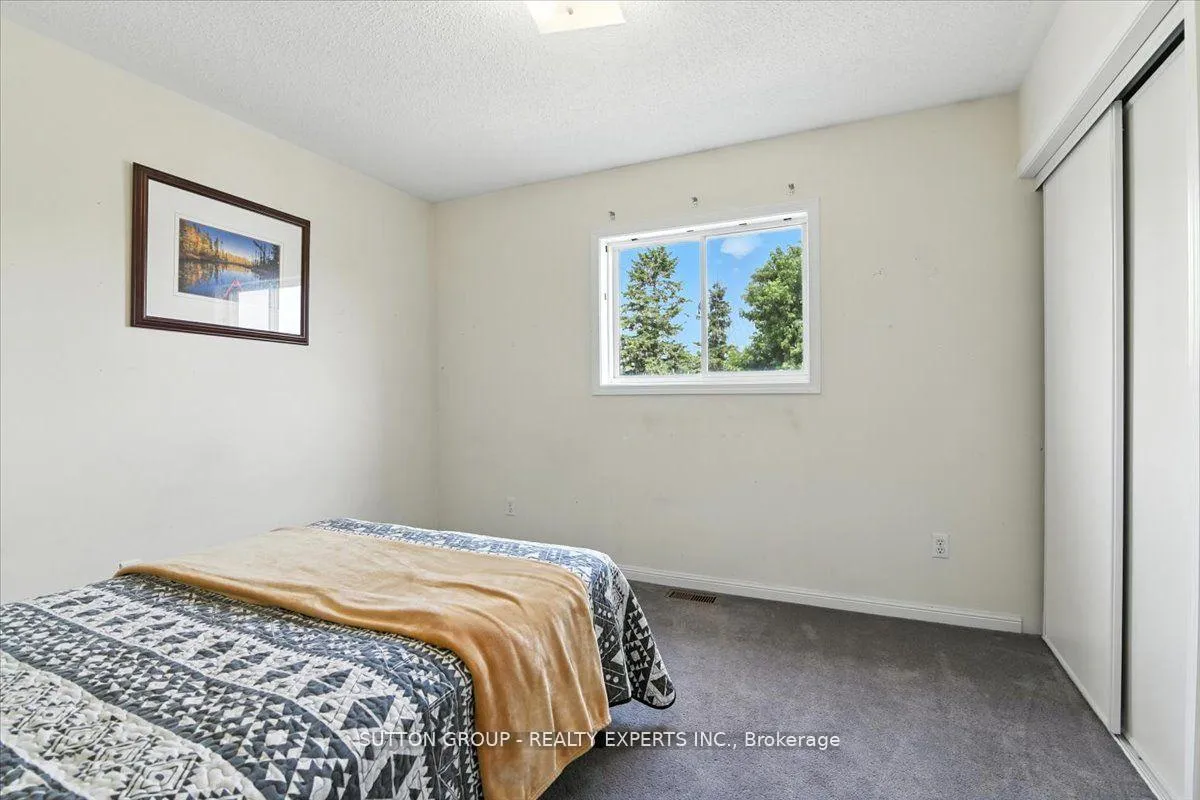 Photo 20 of 524 Garbutt Terrace, Peterborough, Northcrest Ward 5 — HOMEH
