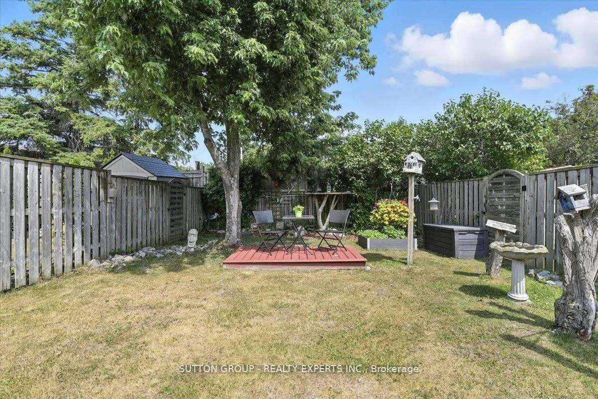Photo 28 of 524 Garbutt Terrace, Peterborough, Northcrest Ward 5 — HOMEH
