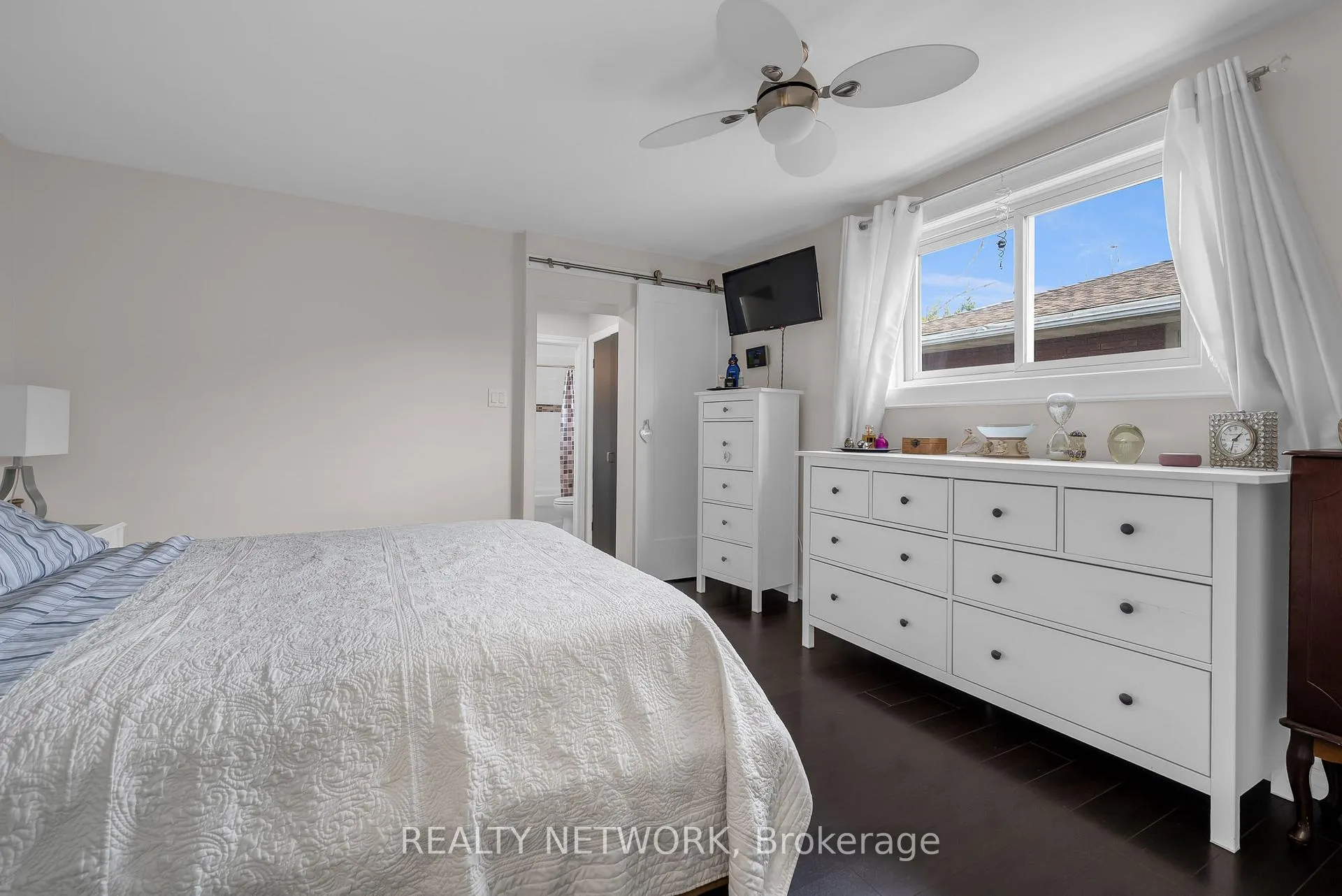 Photo 19 of 33 Rosedale Avenue, St. Catharines, Secord Woods — HOMEH