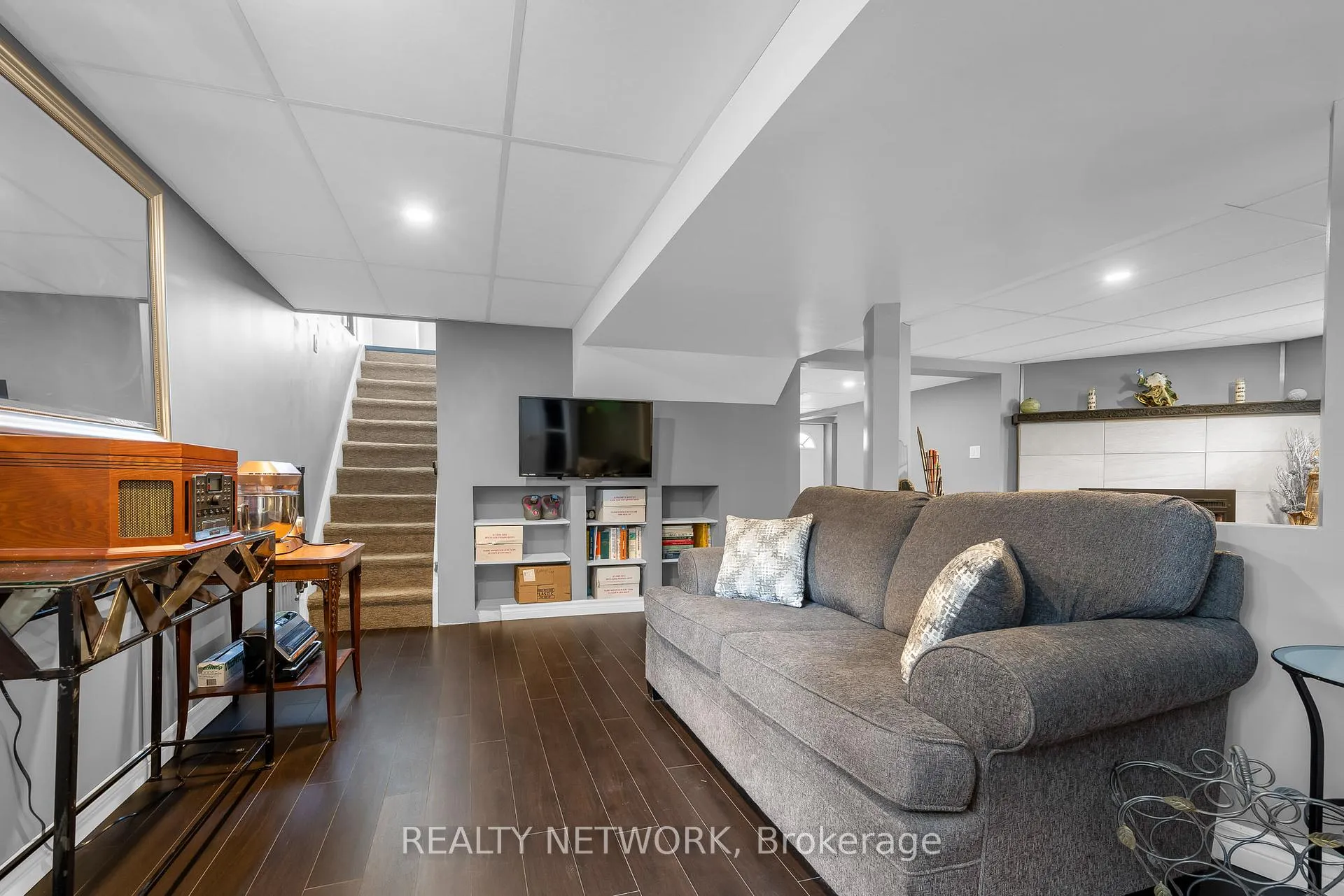 Photo 25 of 33 Rosedale Avenue, St. Catharines, Secord Woods — HOMEH