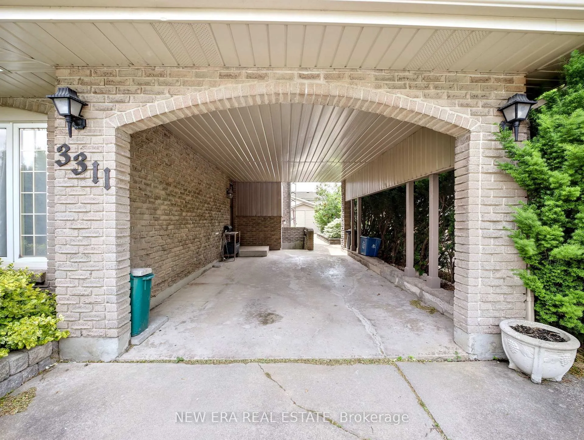 Photo 4 of 3311 Fairway Road, Niagara Falls, Casey — HOMEH